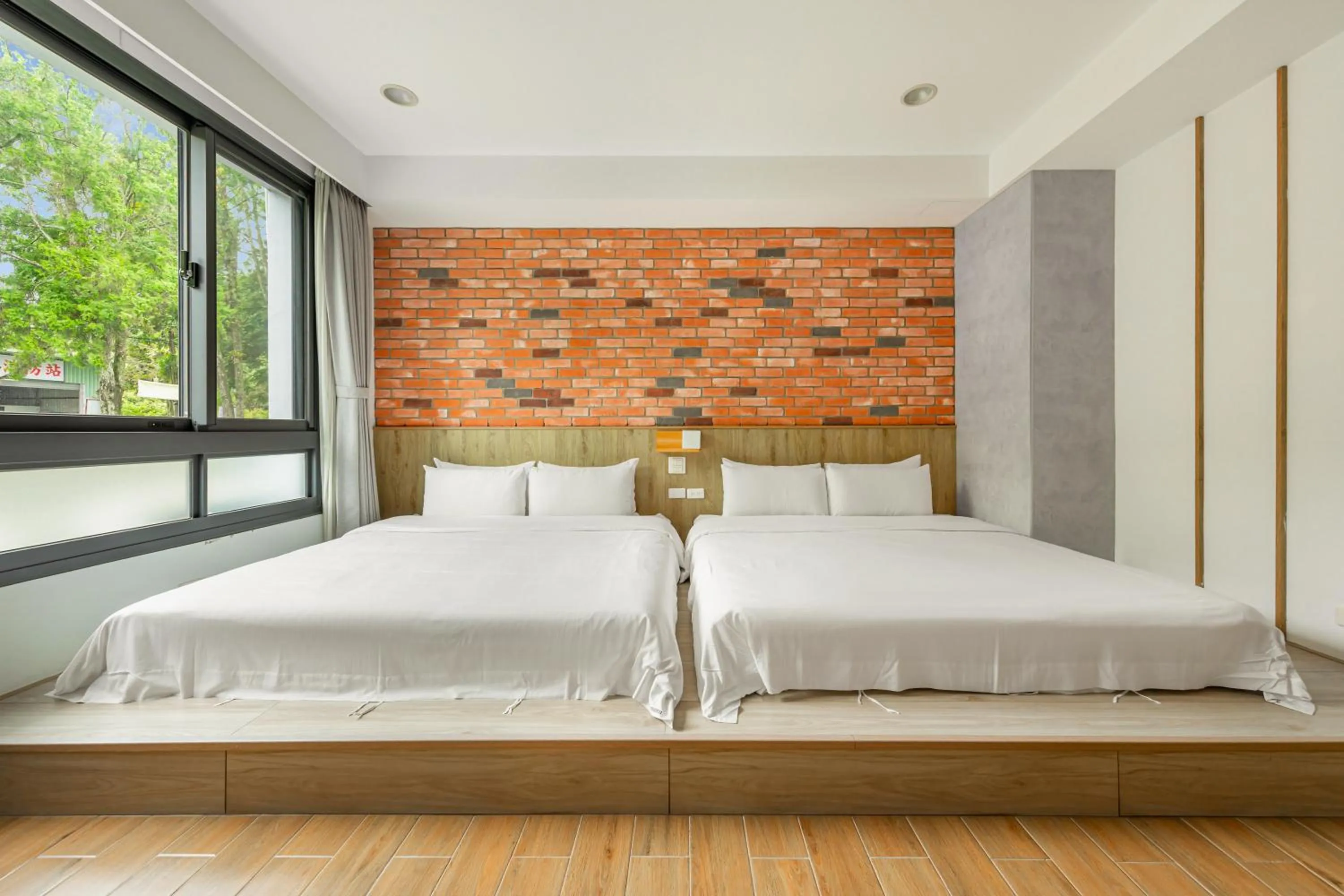 Photo of the whole room, Bed in Kapamumu b&b