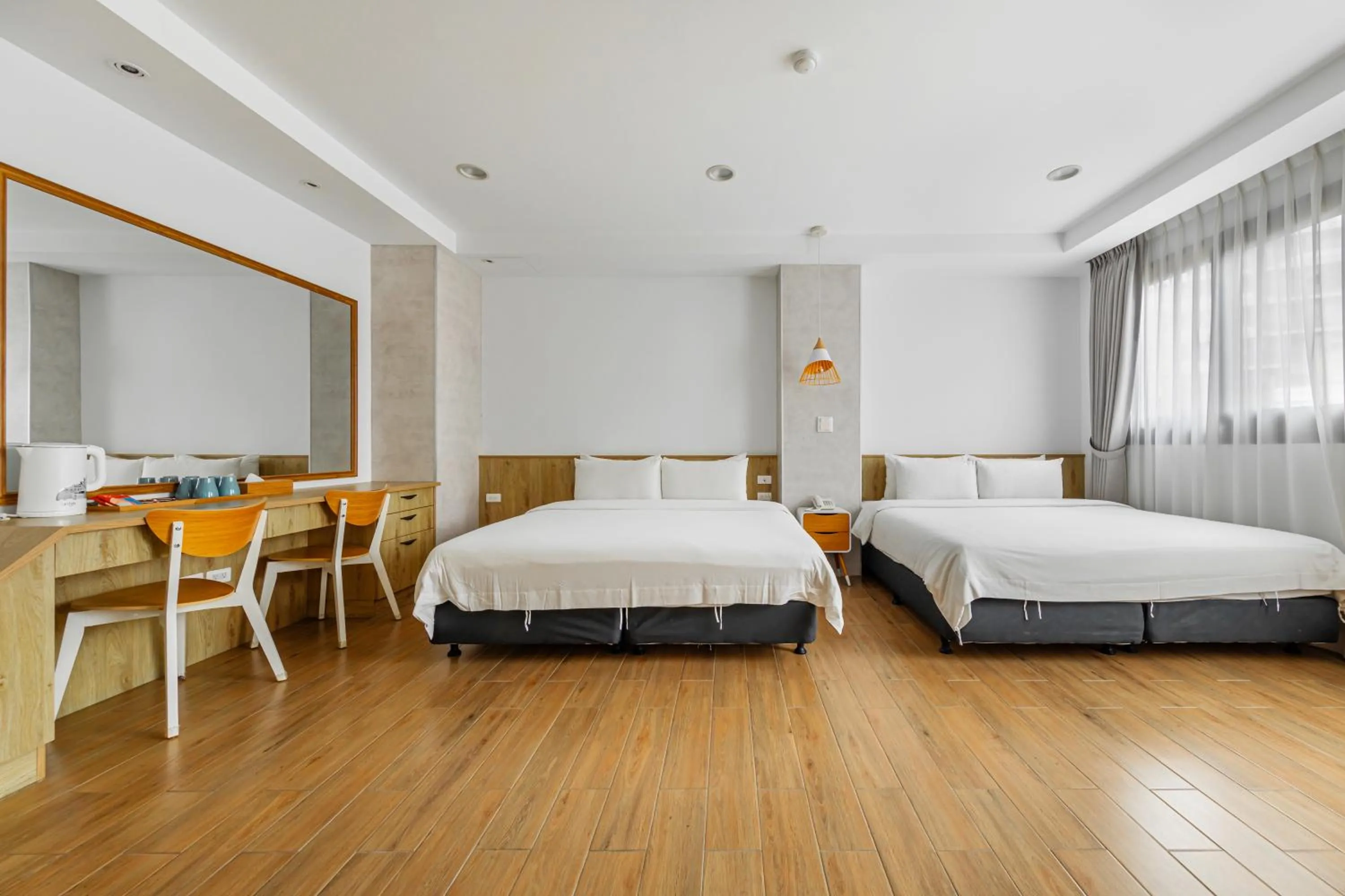 Photo of the whole room, Bed in Kapamumu b&b