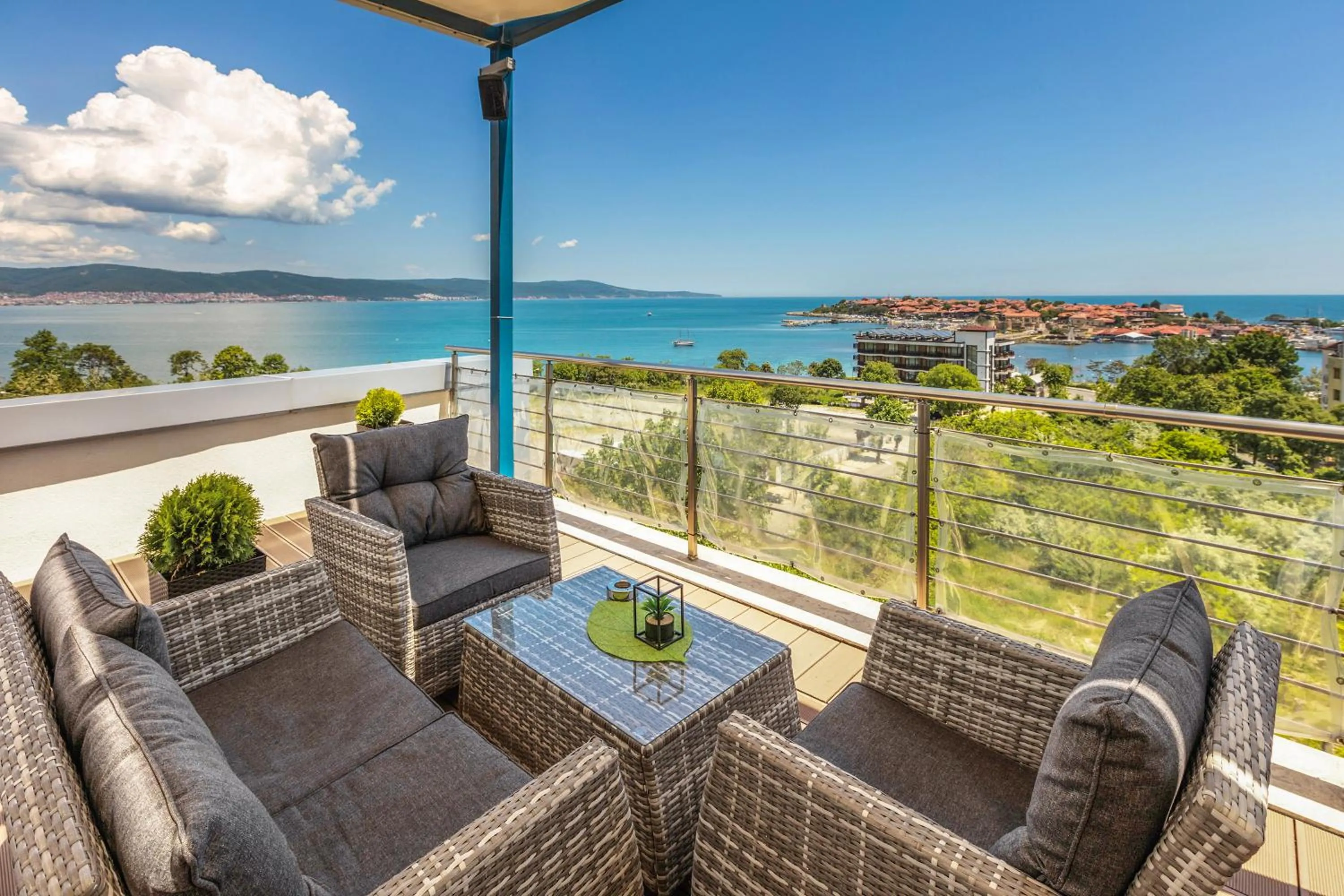 Restaurant/places to eat in Hotel Marina Palace, Affiliated by Meliá