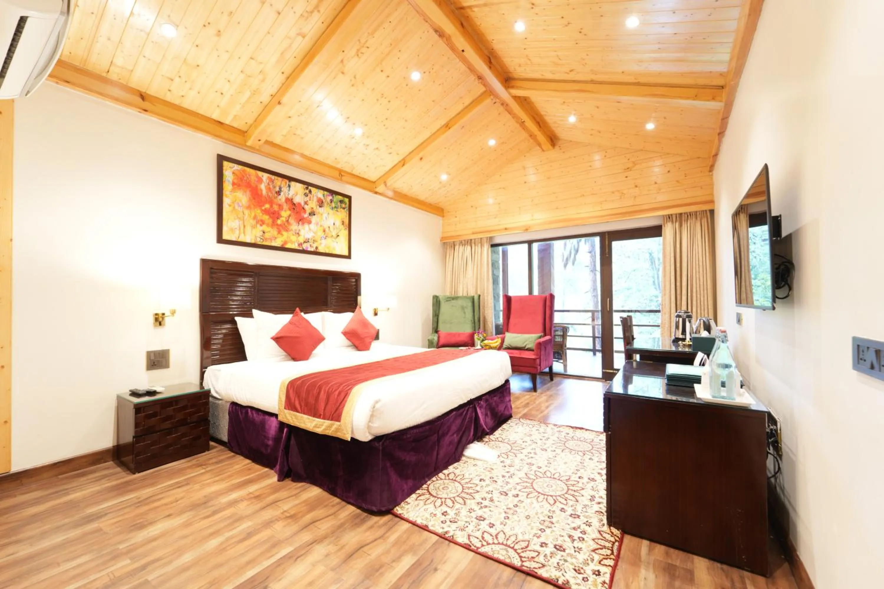 Bed in Span Resort and Spa, Manali