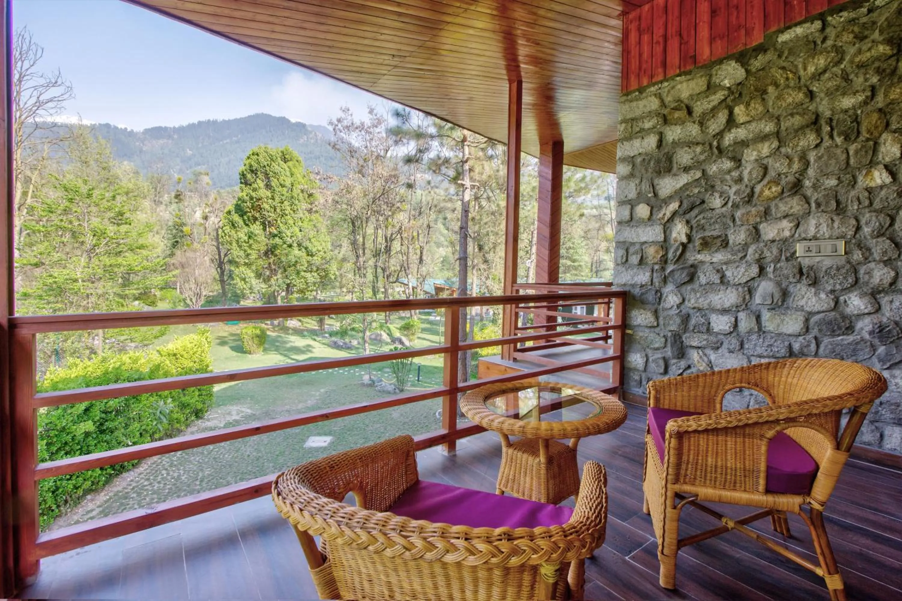 Balcony/Terrace in Span Resort and Spa, Manali