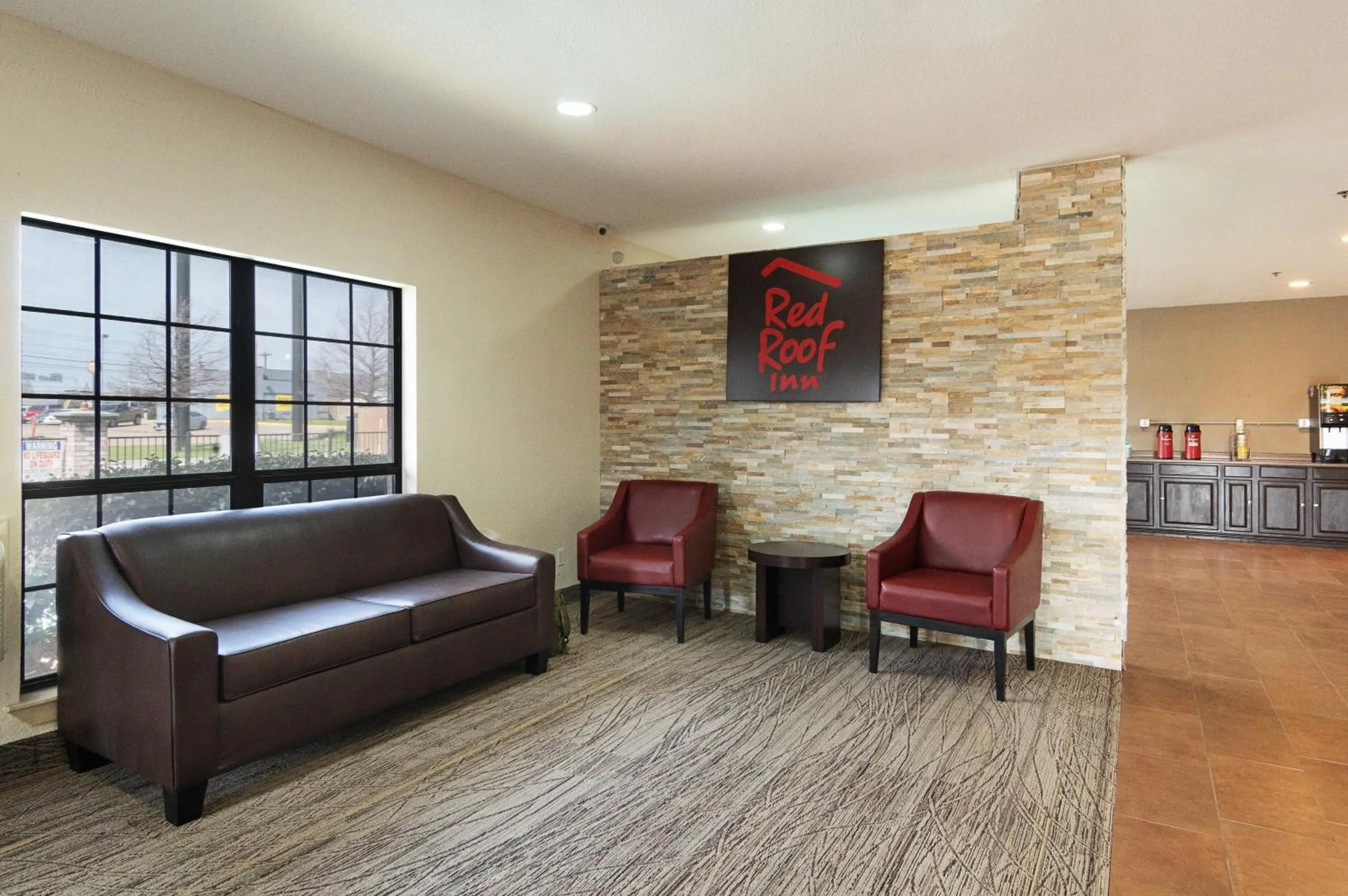 Lobby or reception in Red Roof Inn Fort Worth - Saginaw