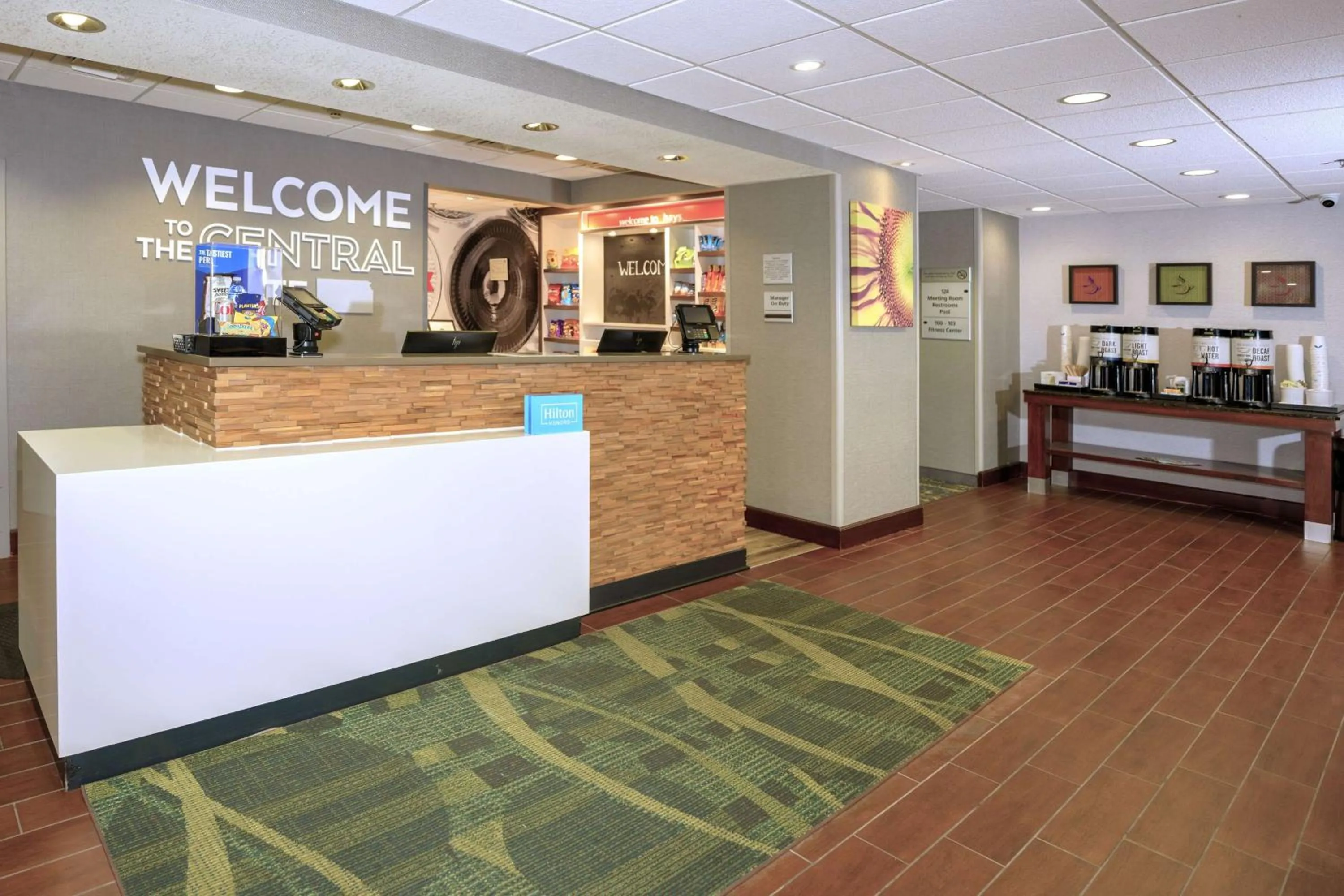 Lobby or reception in Hampton Inn Hays-North of I-70