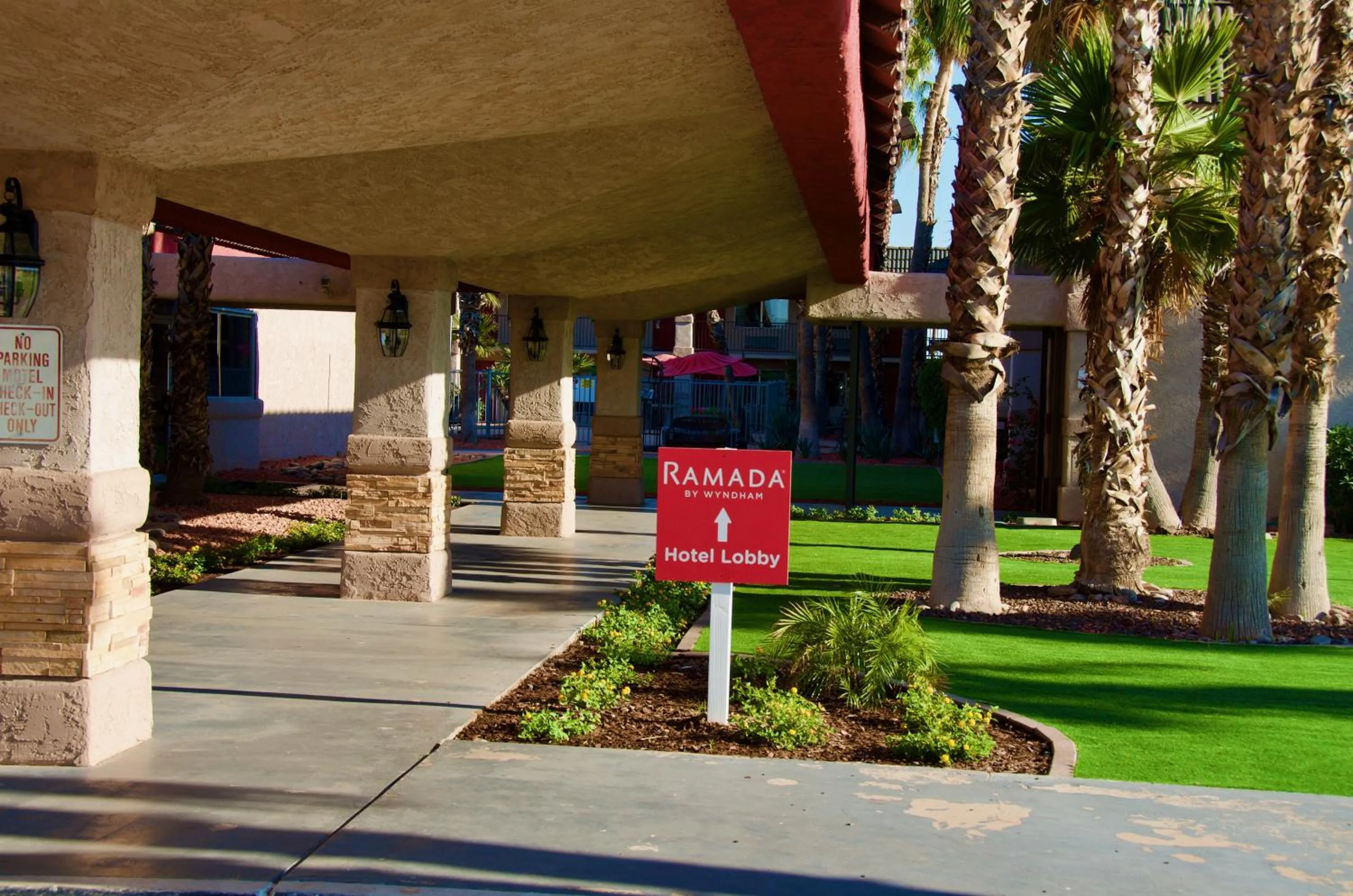 Property building in Ramada by Wyndham Yuma