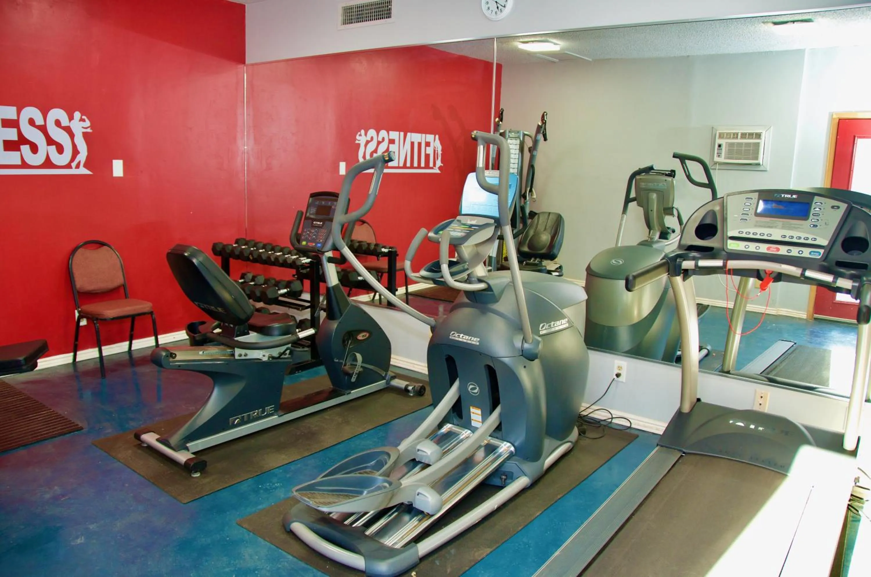 Fitness centre/facilities in Ramada by Wyndham Yuma