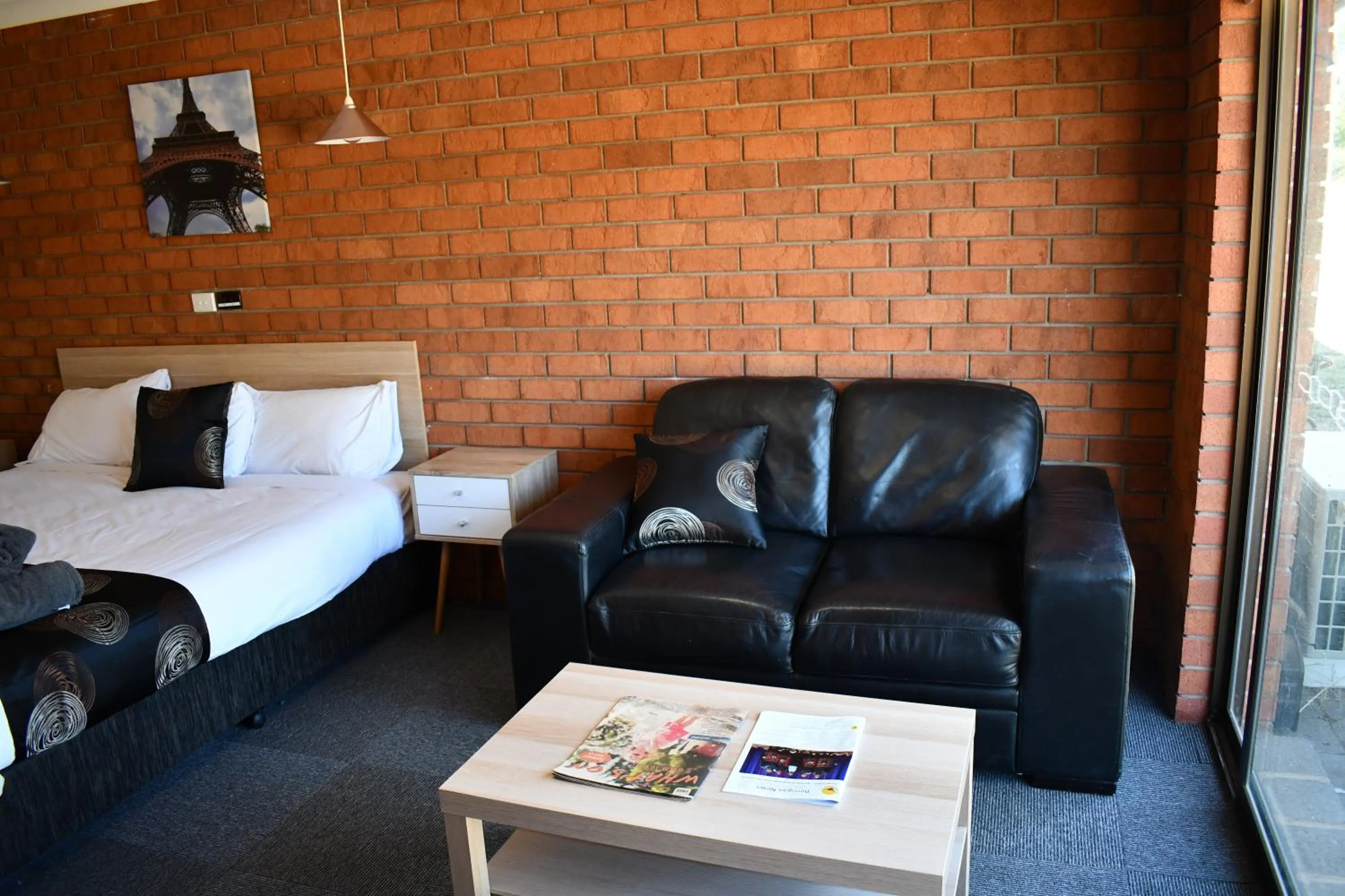 Bed in Berrigan Motel