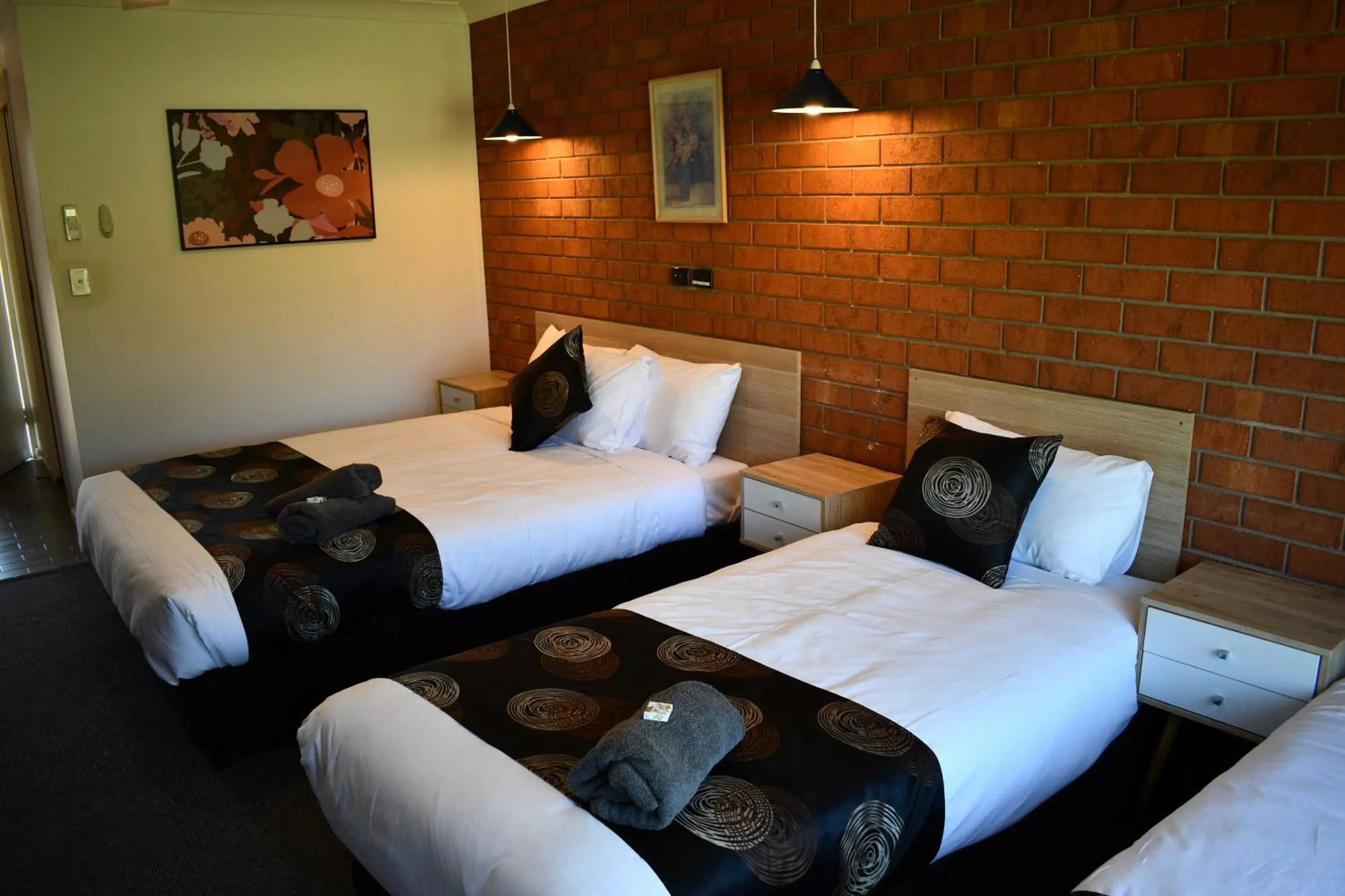 Bed in Berrigan Motel