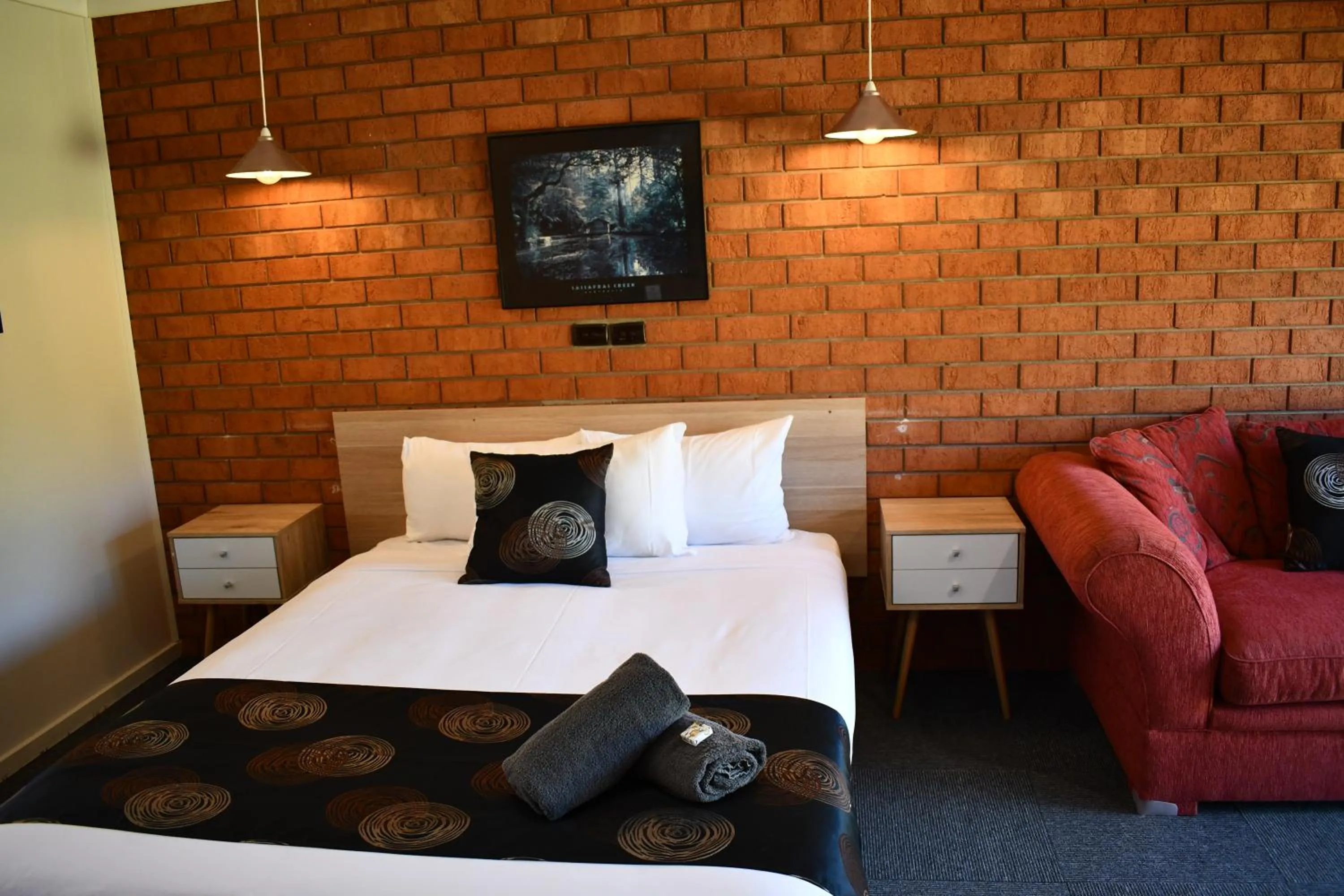 Bed in Berrigan Motel