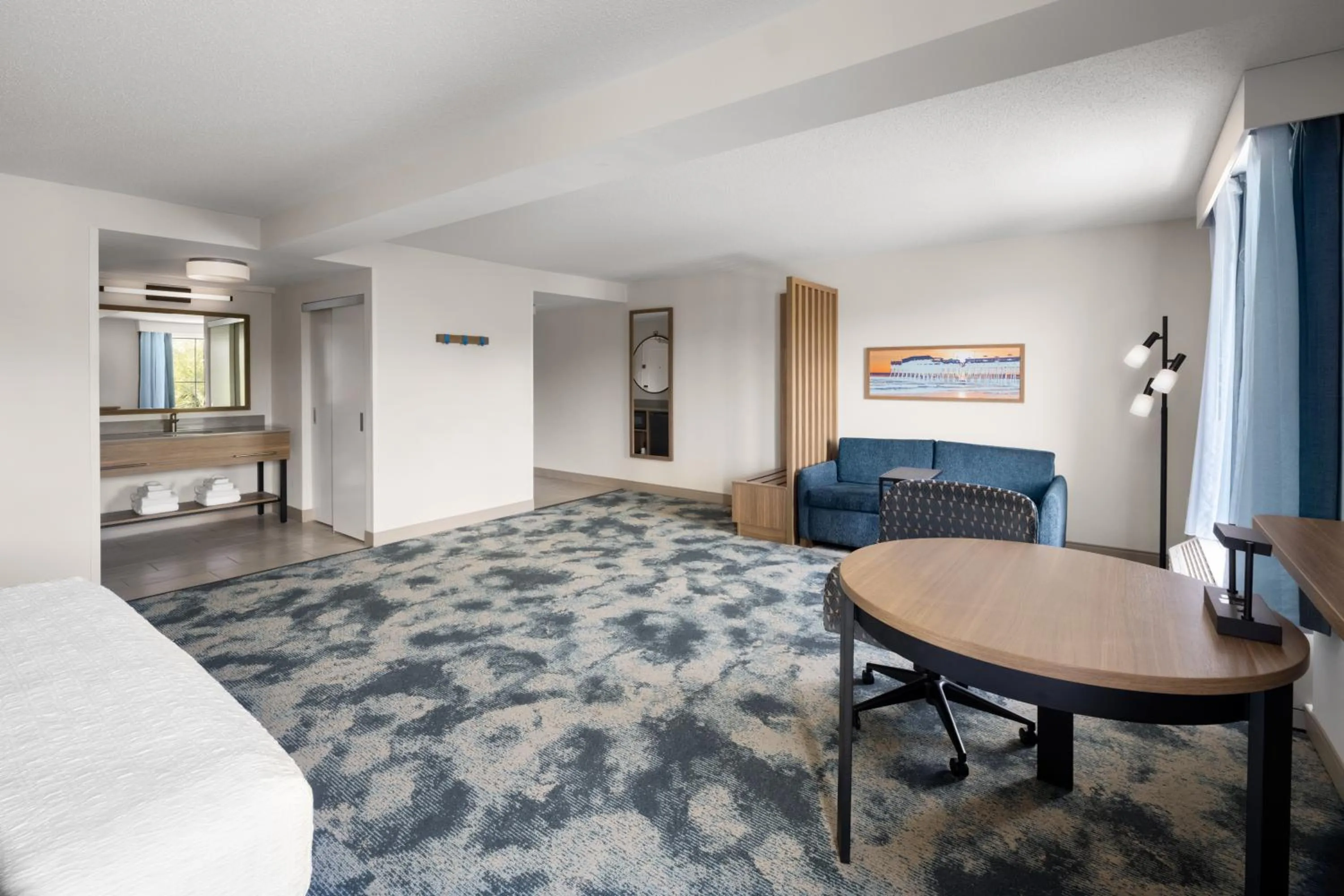 Guests, Bed in Hampton Inn Murrells Inlet/Myrtle Beach Area