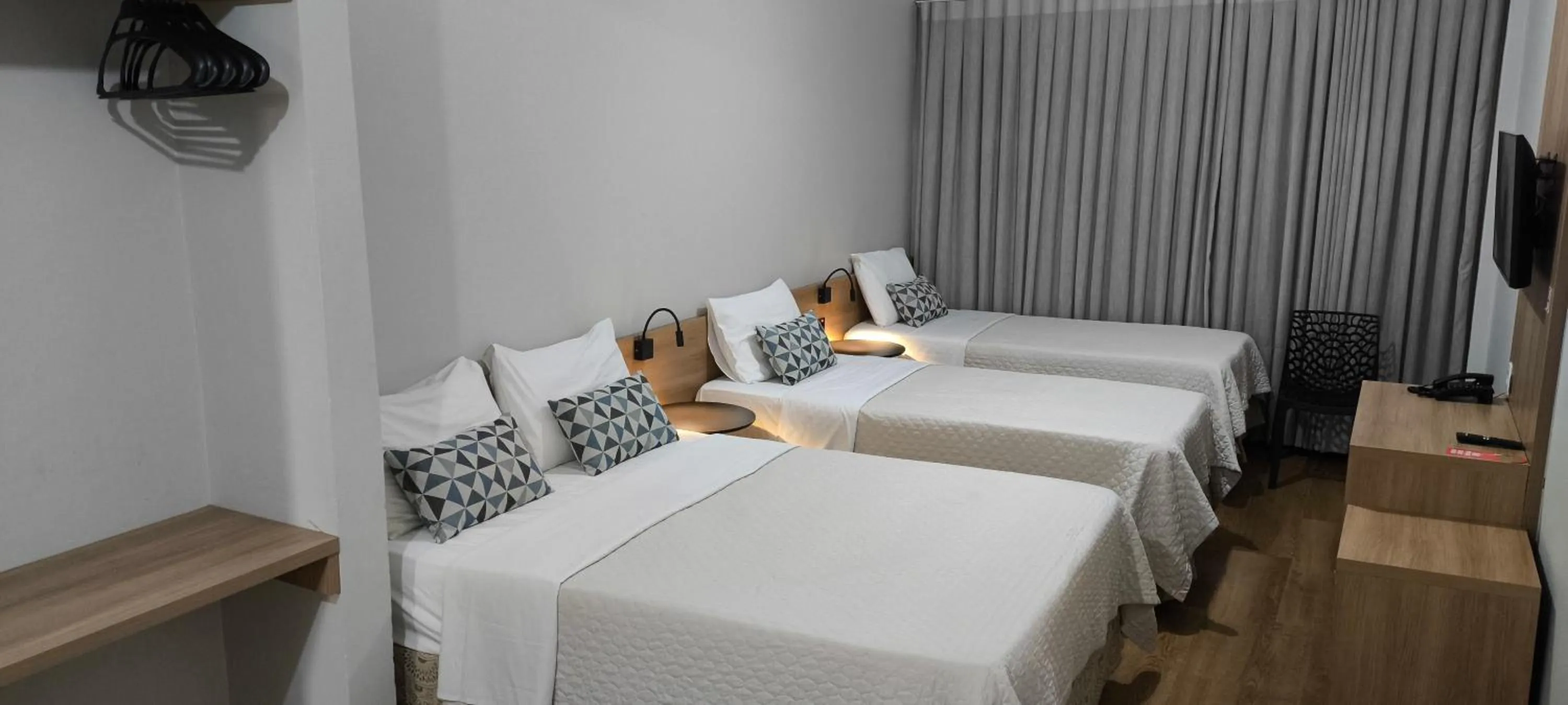 Bedroom, Bed in Abudi Hotel