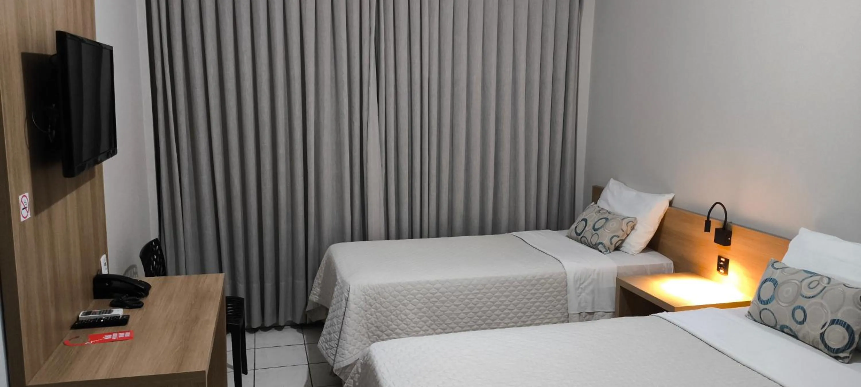 Bedroom, Bed in Abudi Hotel