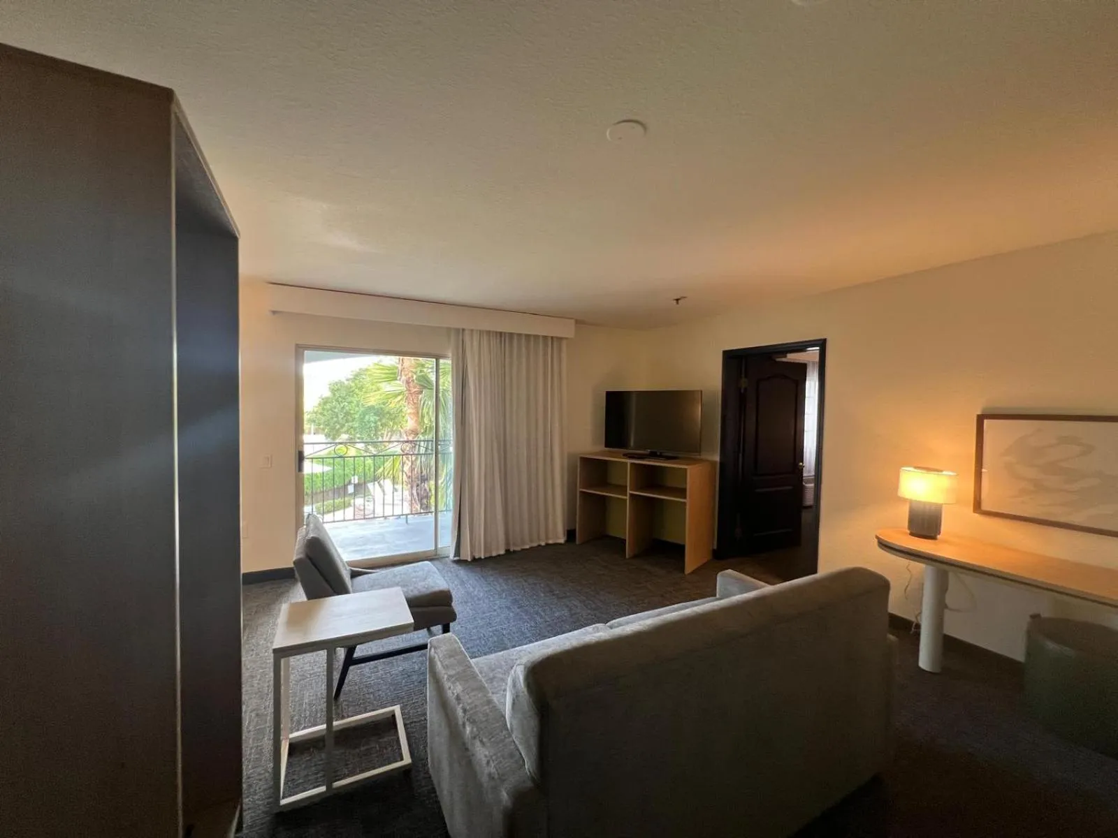 TV and multimedia, Bed in Spark by Hilton Phoenix-Glendale-Peoria