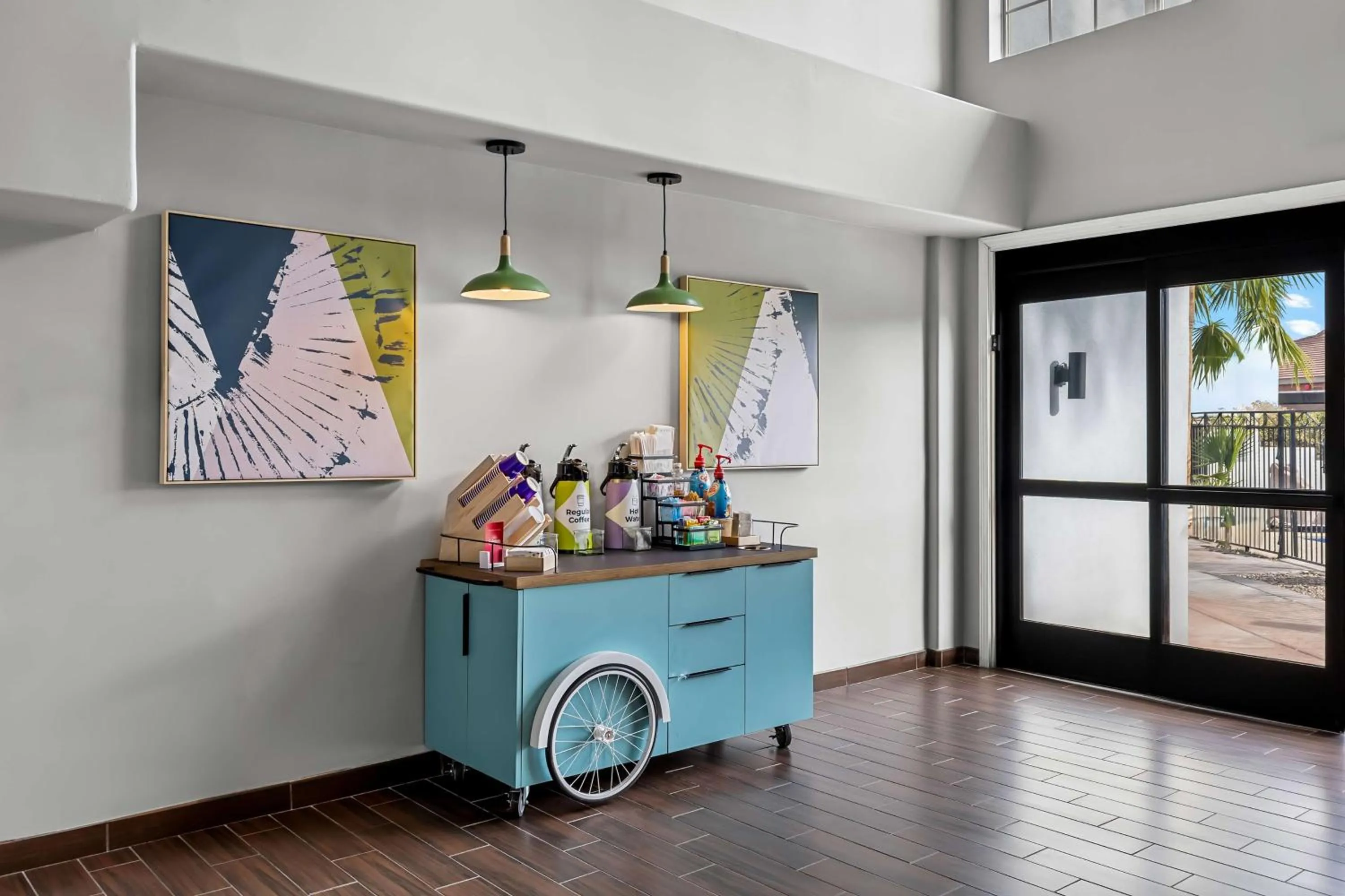 Lobby or reception in Spark by Hilton Phoenix-Glendale-Peoria