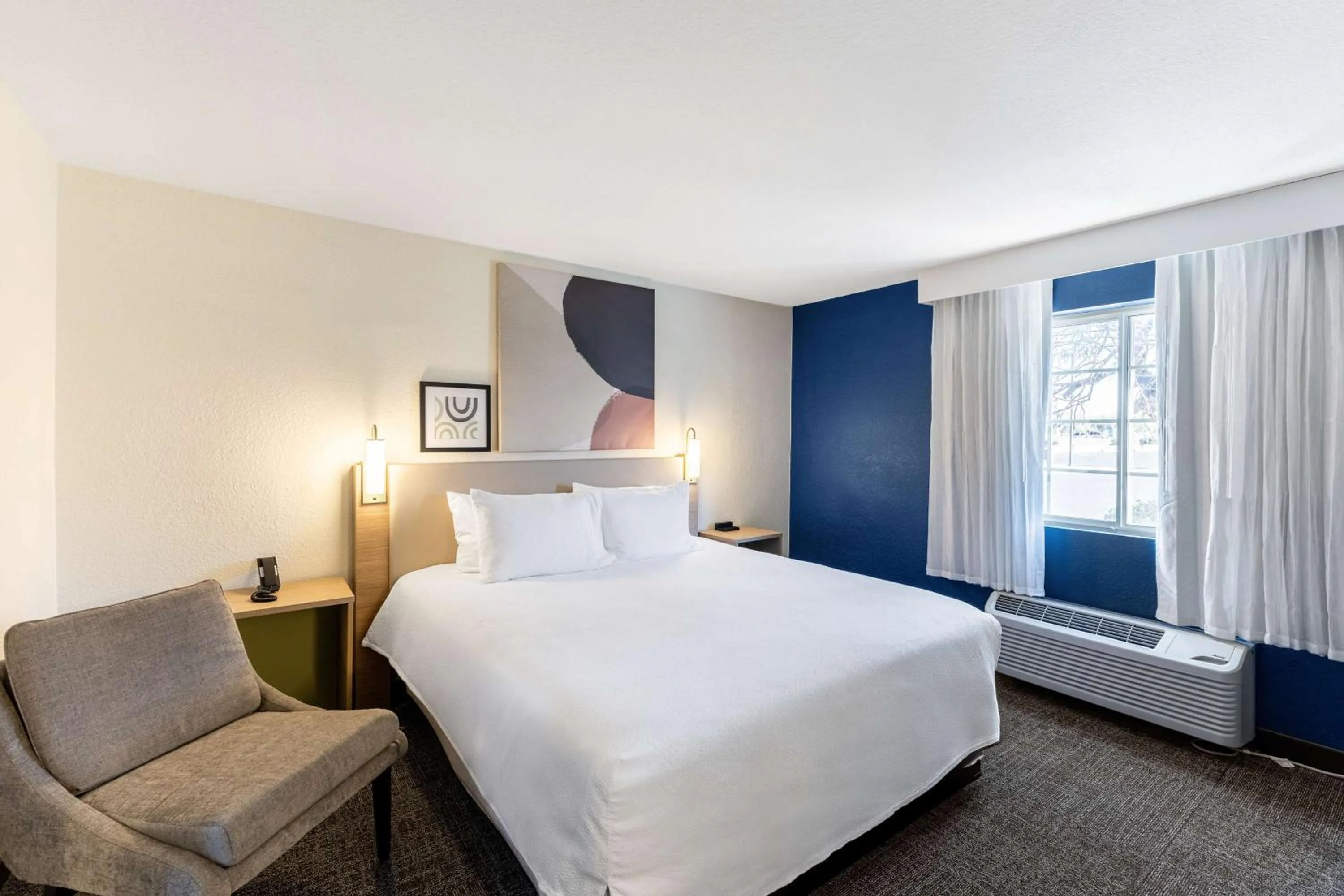 Bed in Spark by Hilton Phoenix-Glendale-Peoria
