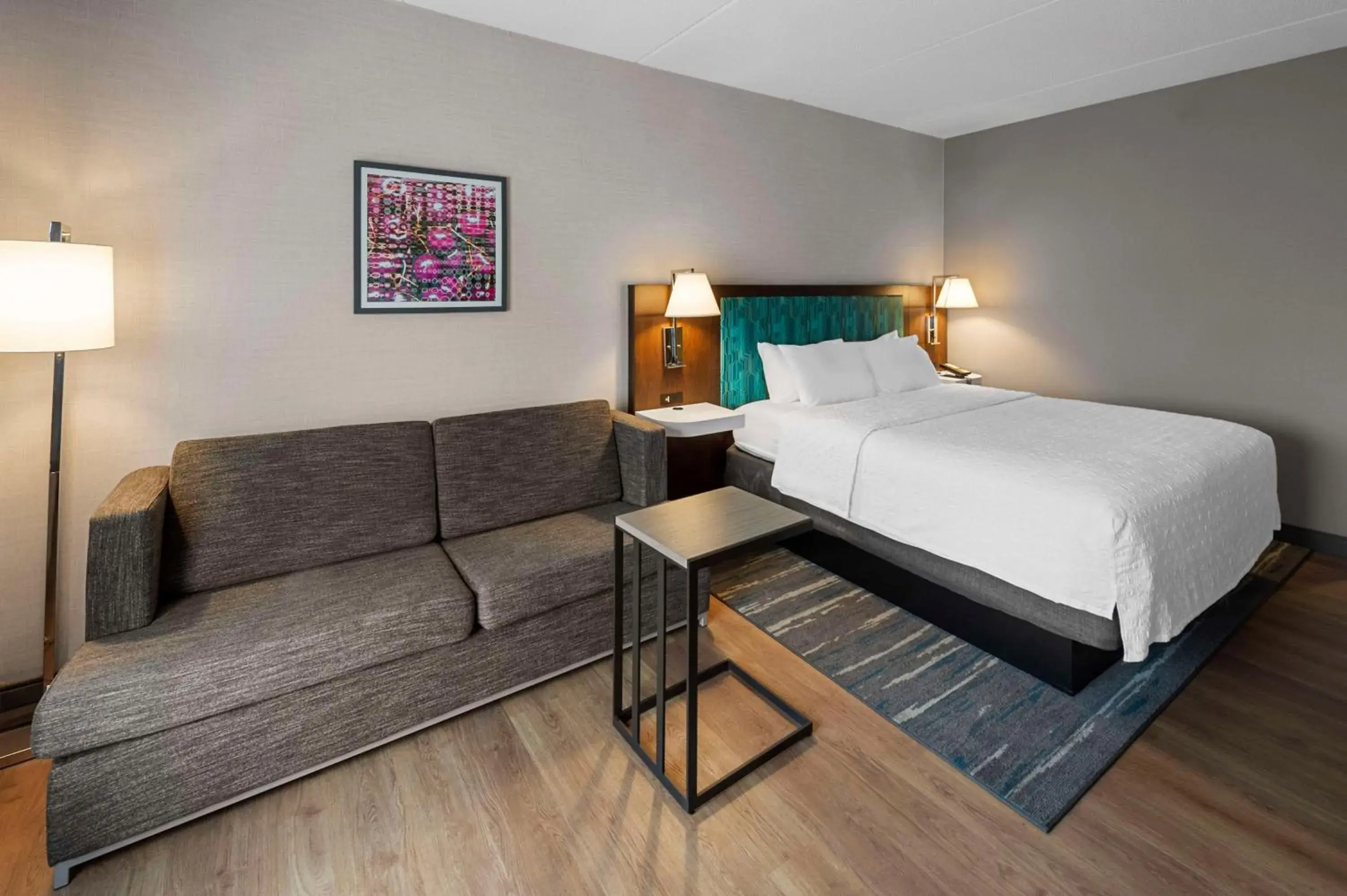 King Study Room - Non-Smoking in Hampton Inn Nanuet King Study Room - Non-Smoking in Hampton Inn Nanuet