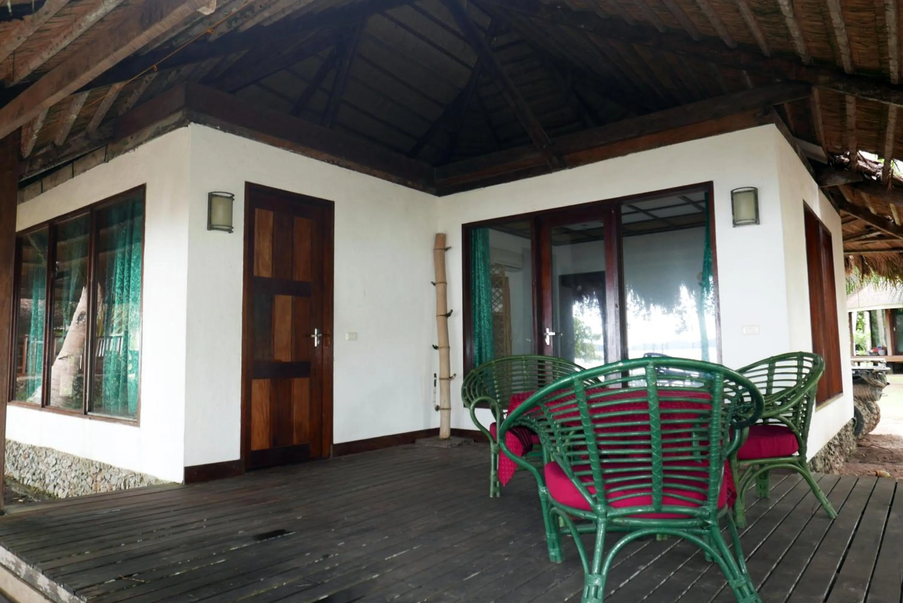 Dolarog Beach Resort