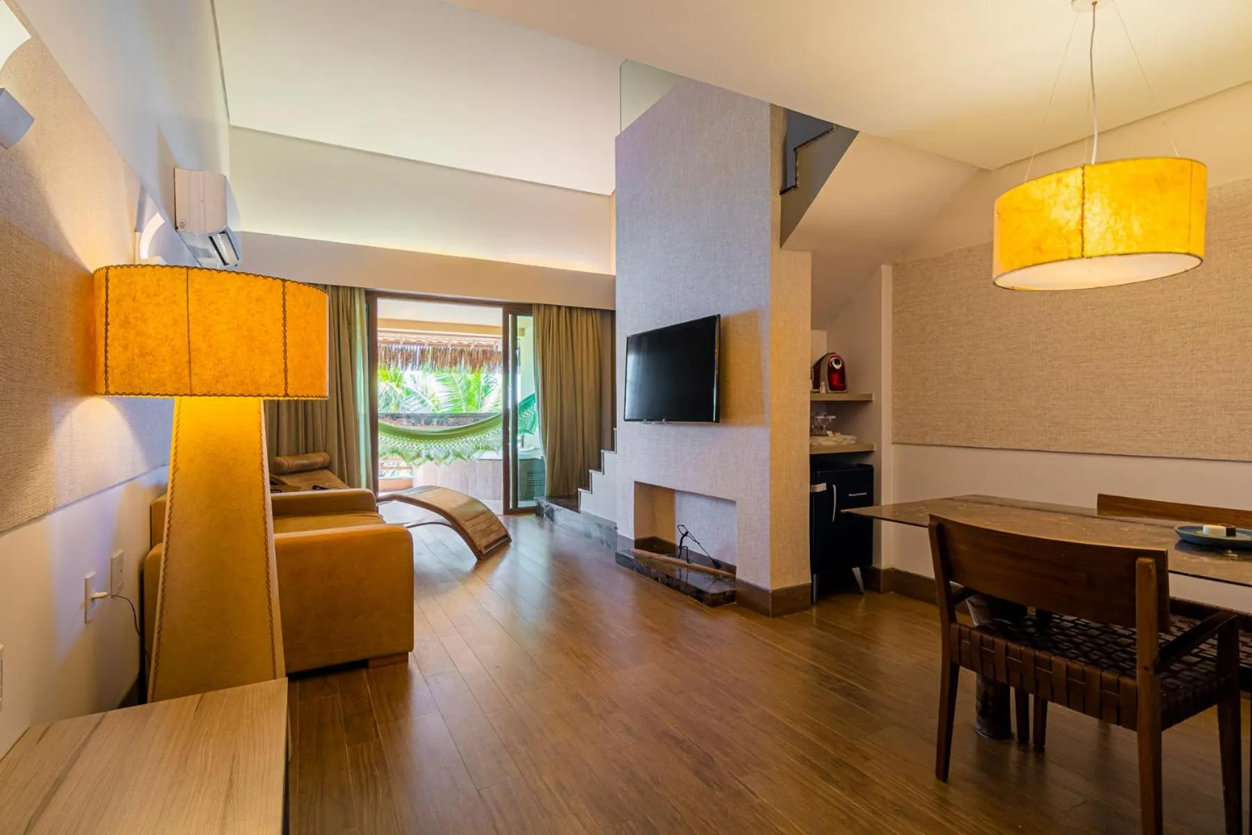 Living room in Carmel Charme Resort