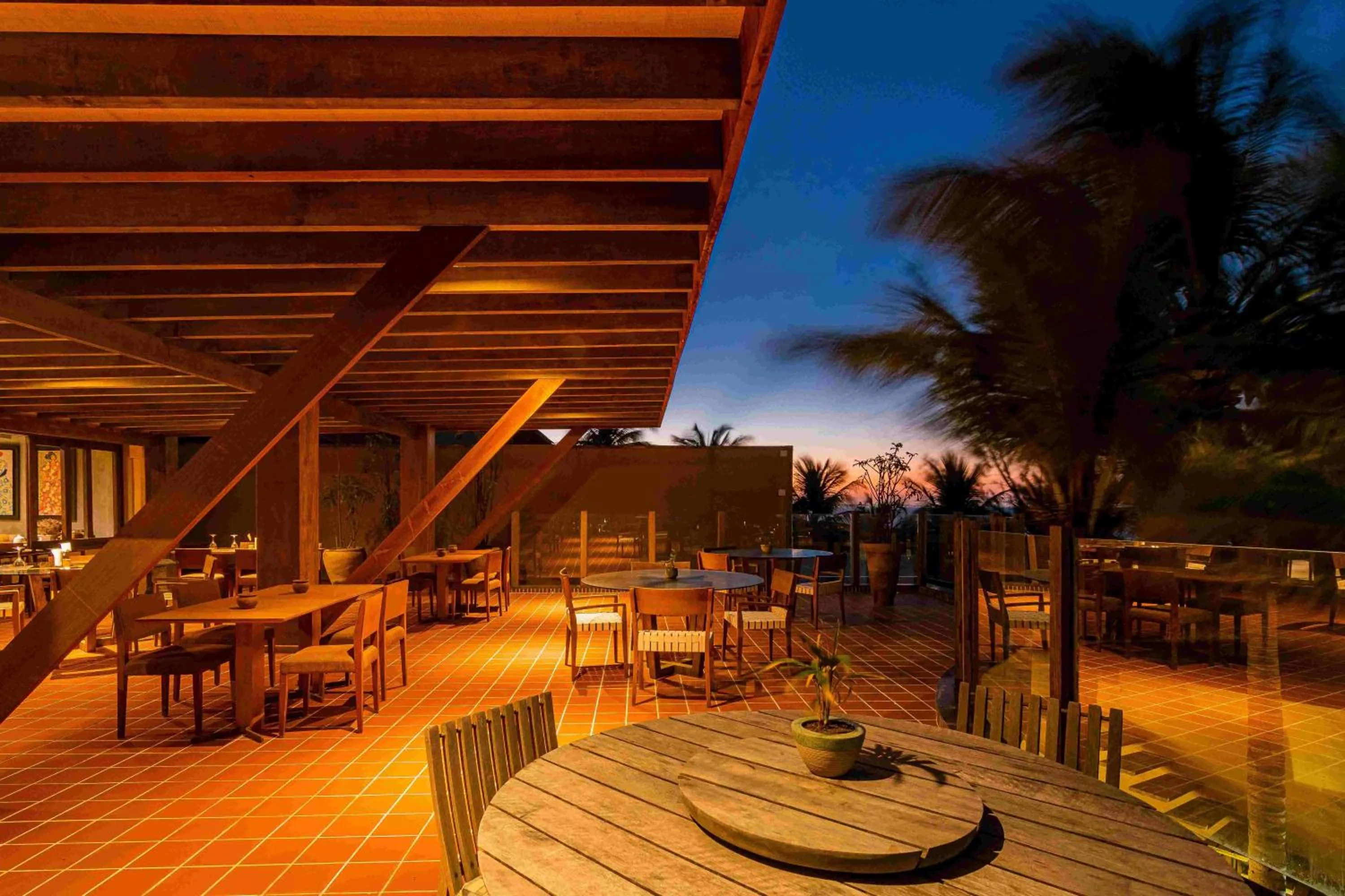 Restaurant/places to eat in Carmel Charme Resort