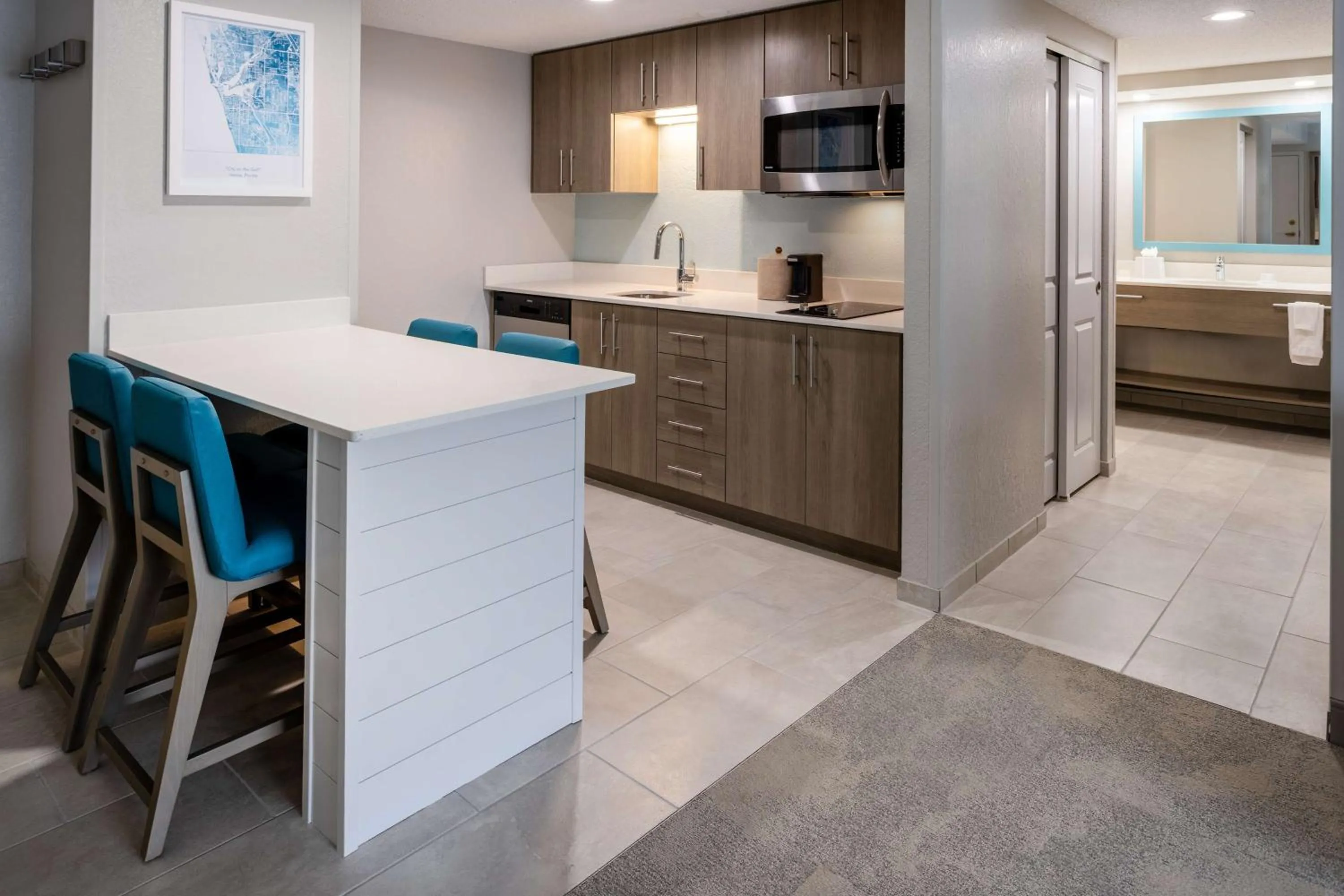 Kitchen or kitchenette in Hampton Inn & Suites Venice Bayside South Sarasota