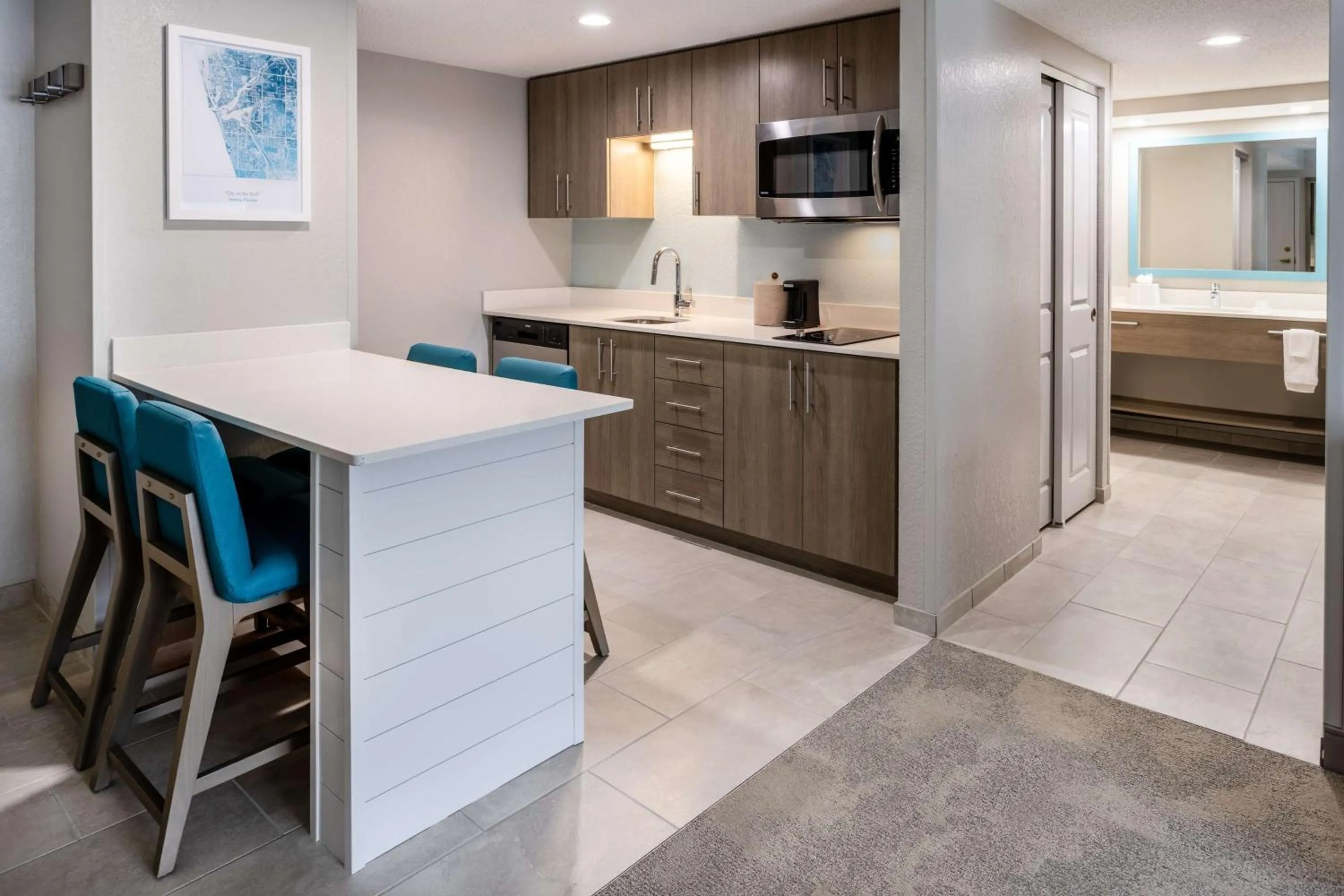 Kitchen or kitchenette in Hampton Inn & Suites Venice Bayside South Sarasota