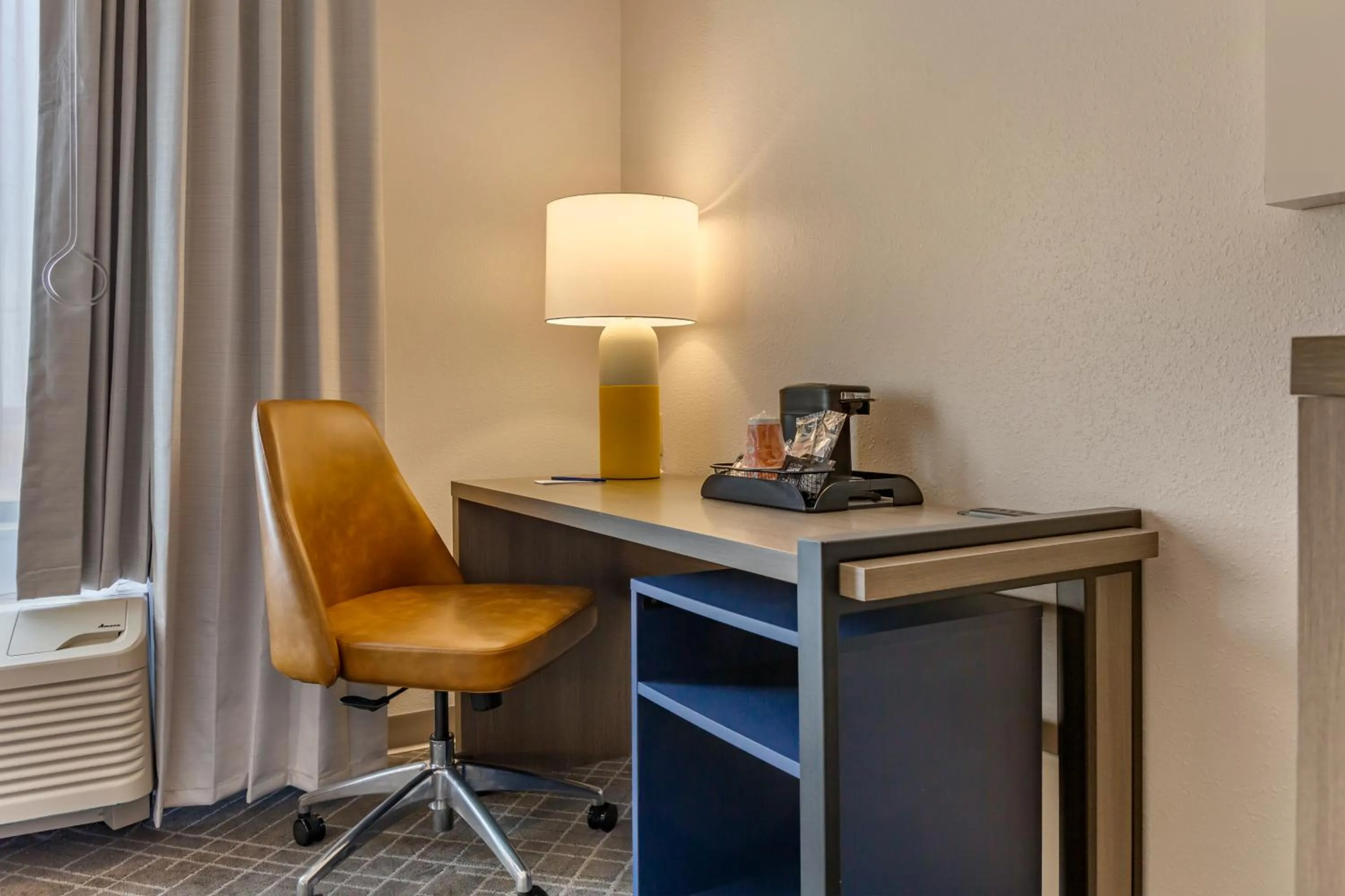 hair dresser in Comfort Inn & Suites Rapid City near Mt Rushmore