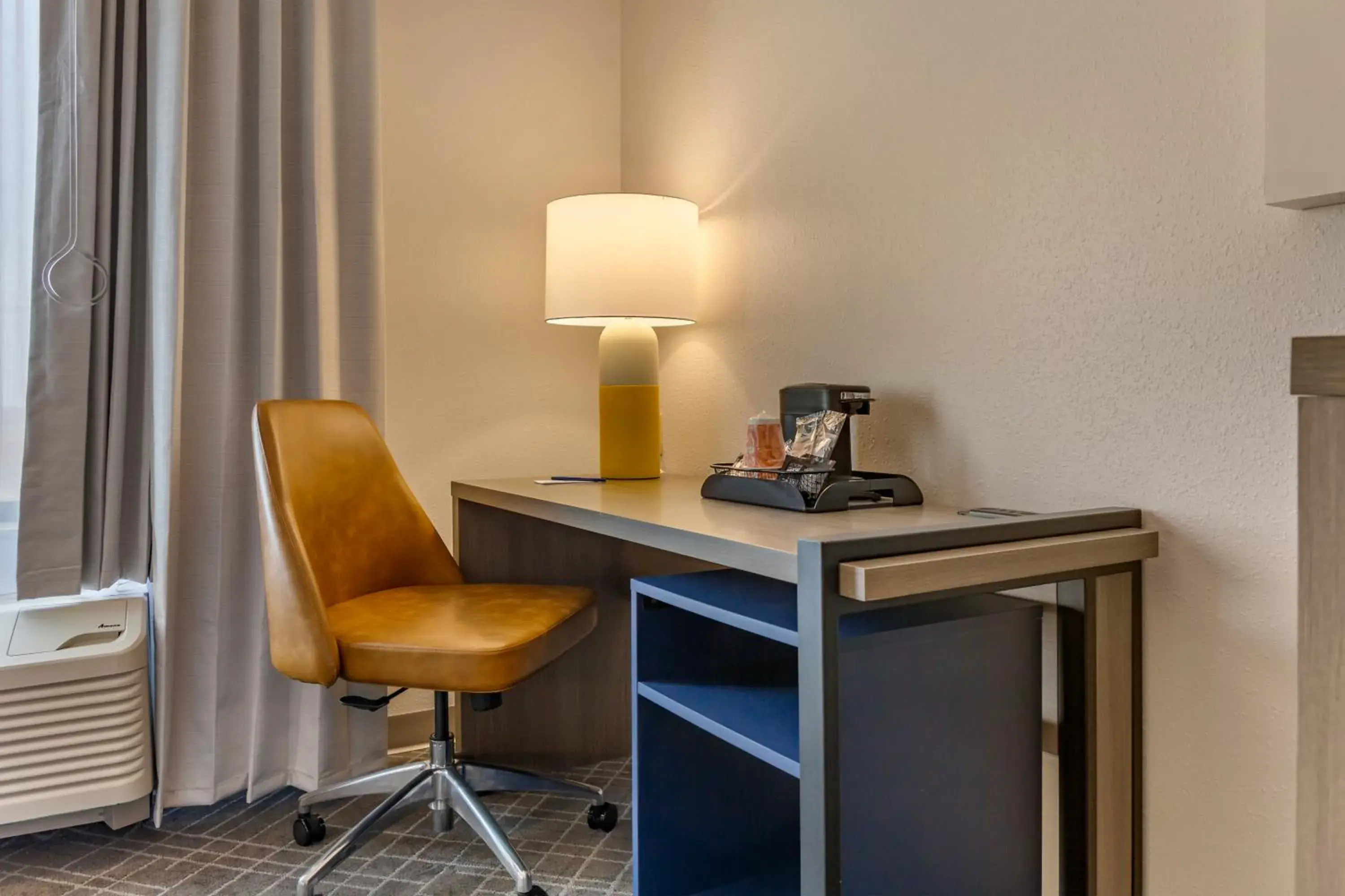 Quadruple Room with Two Queen Beds - Disability Access/Non Smoking in Comfort Inn & Suites Rapid City near Mt Rushmore Quadruple Room with Two Queen Beds - Disability Access/Non Smoking in Comfort Inn & Suites Rapid City near Mt Rushmore