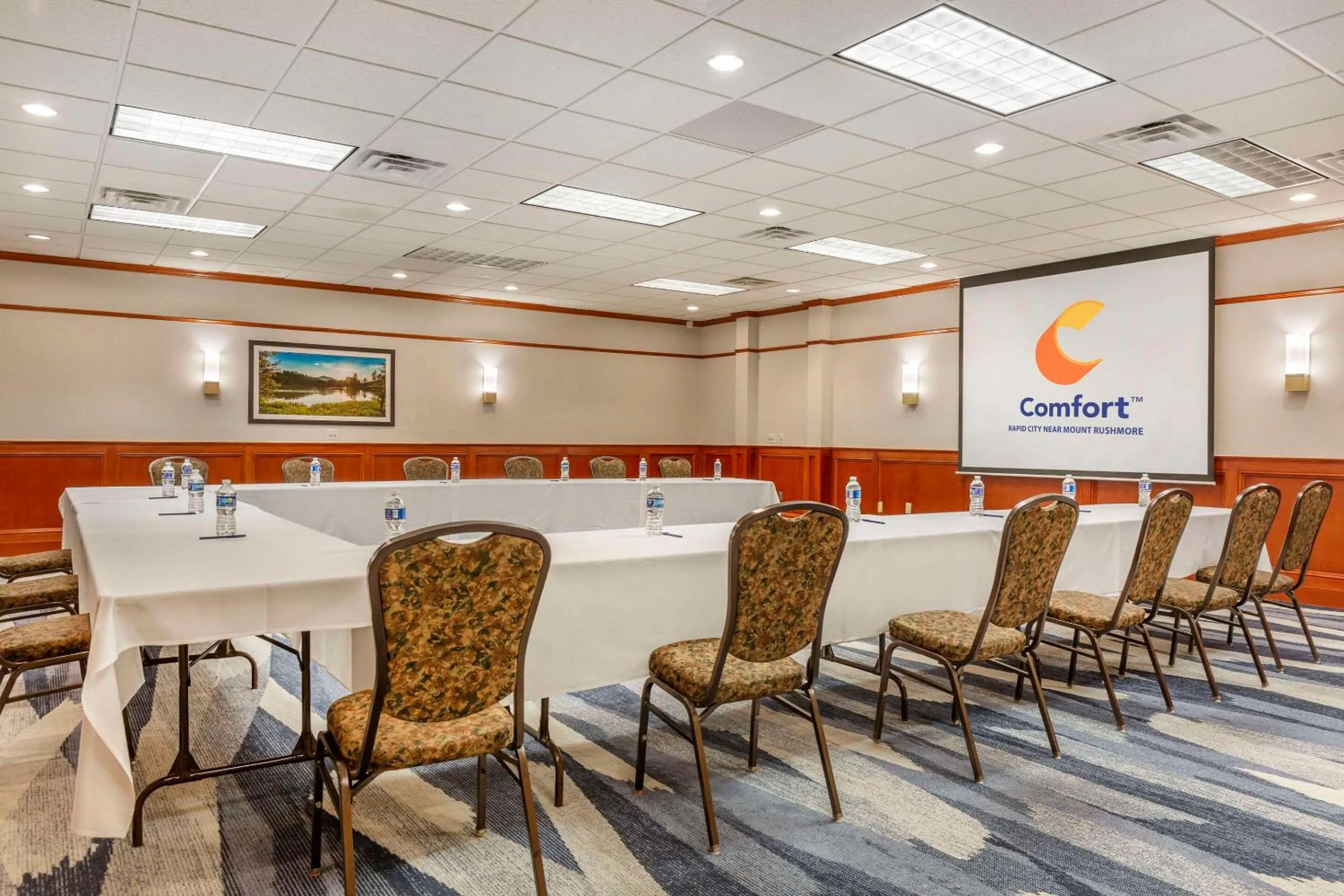 Meeting/conference room in Comfort Inn & Suites Rapid City near Mt Rushmore