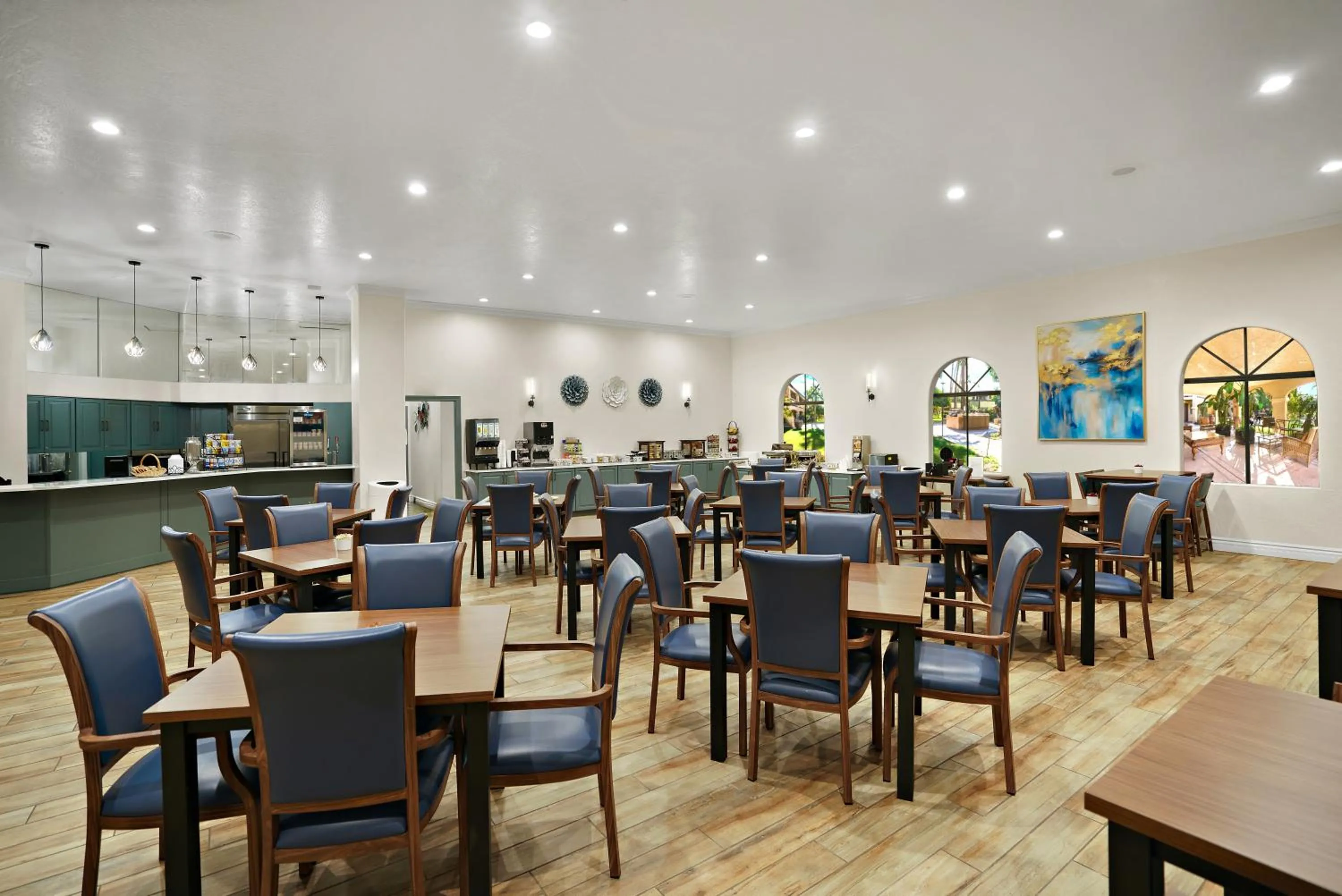 Breakfast in La Fuente Inn & Suites