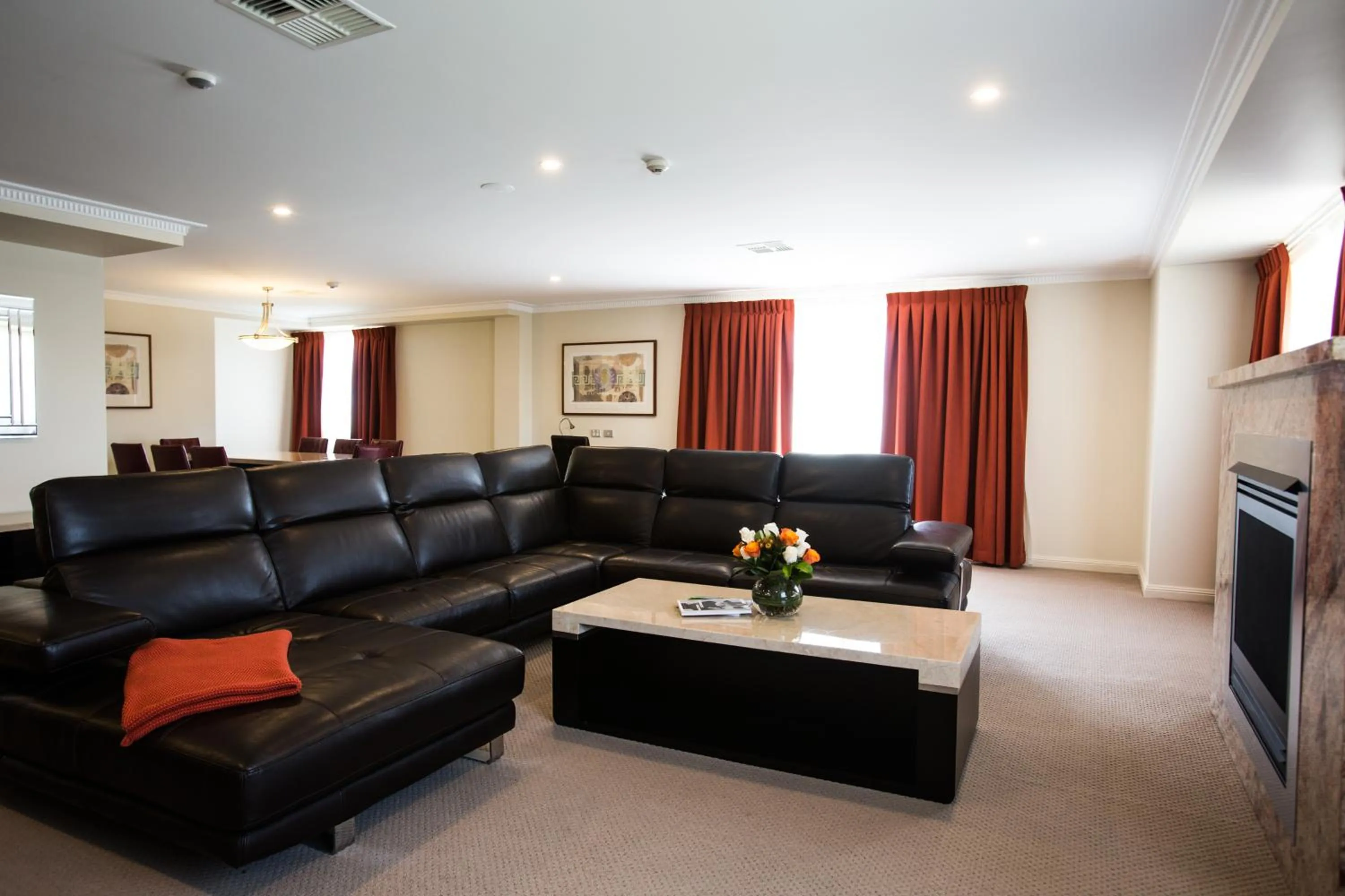 Communal lounge/ TV room in Fairmont Resort Blue Mountains MGallery Collection