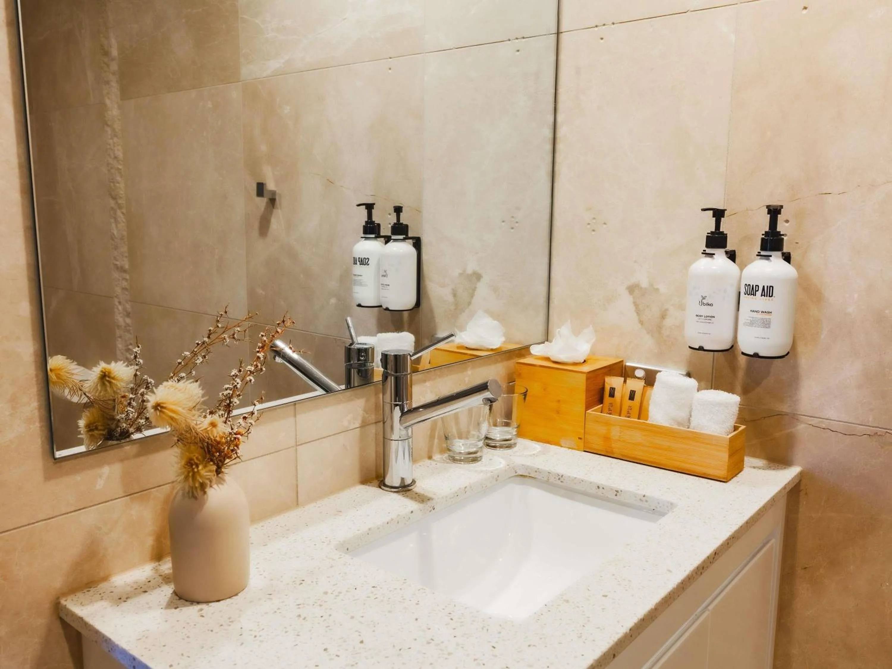 Bedroom in Fairmont Resort Blue Mountains MGallery Collection