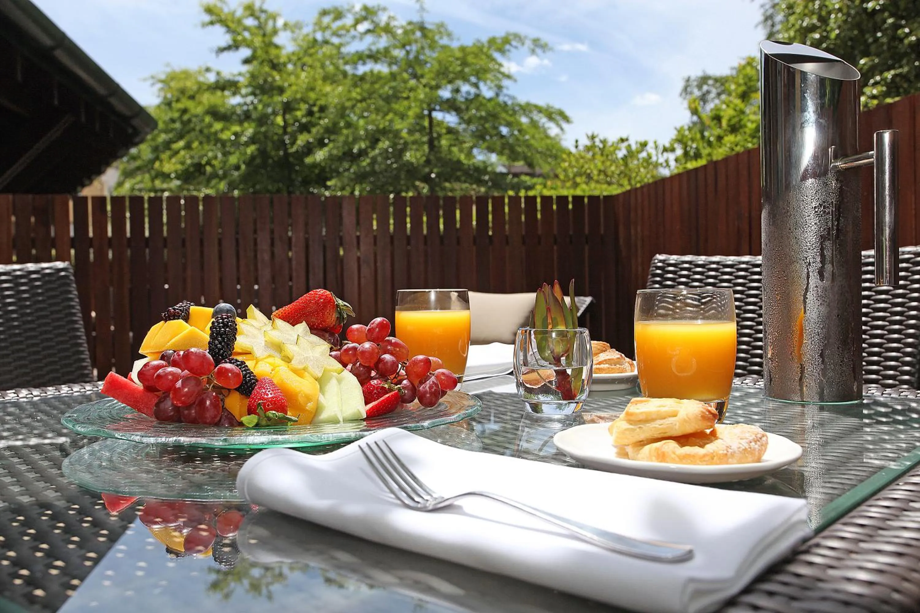 Inner courtyard view in Fairmont Resort Blue Mountains MGallery Collection