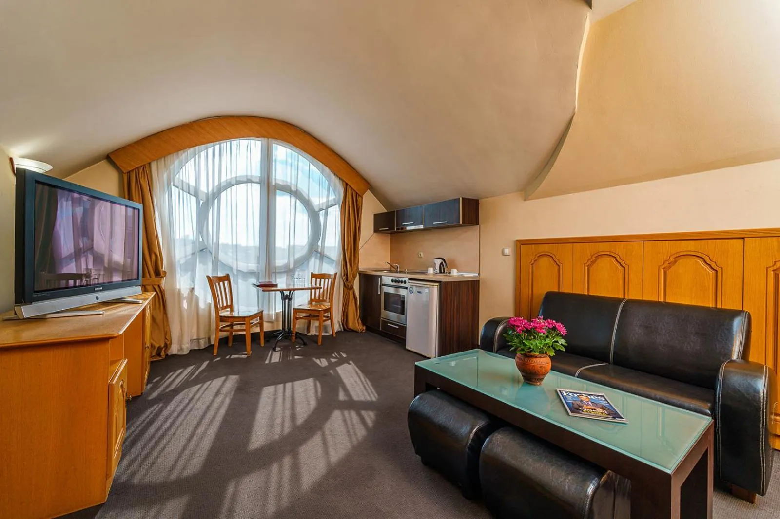 TV and multimedia in Hotel Avion - Self check in