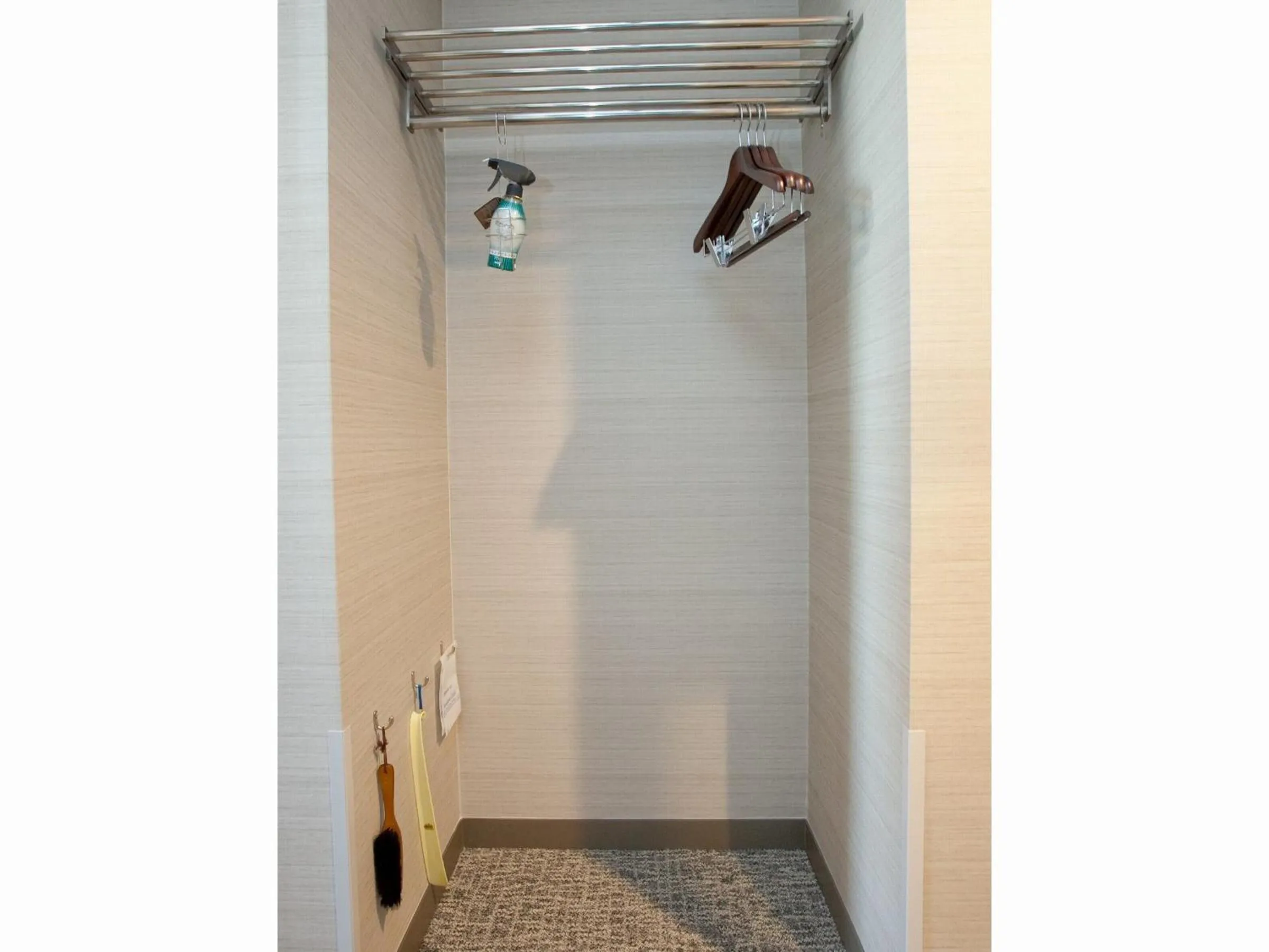 Photo of the whole room in Hotel Mielparque Yokohama