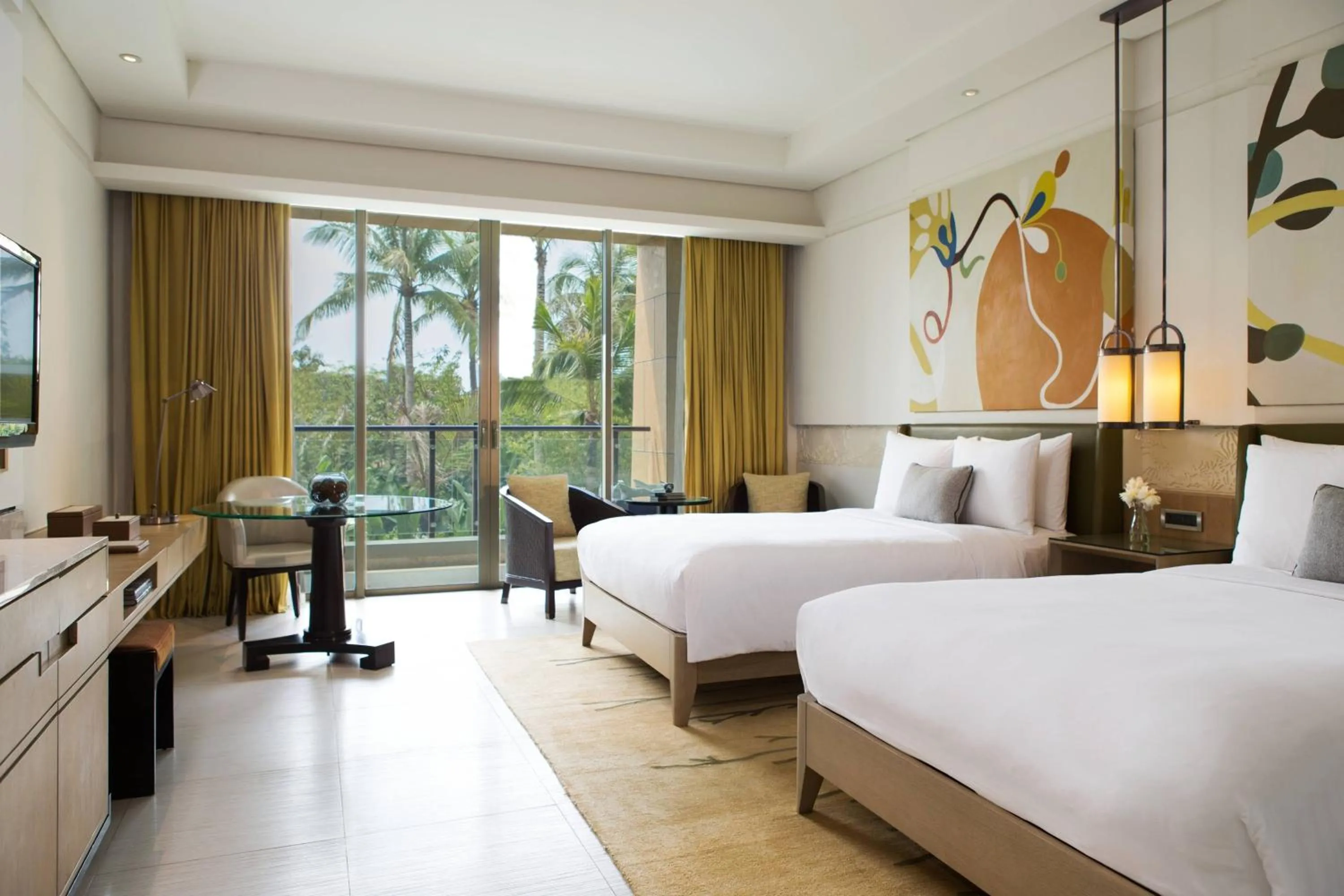 Photo of the whole room, Bed in Renaissance Sanya Haitang Bay Resort