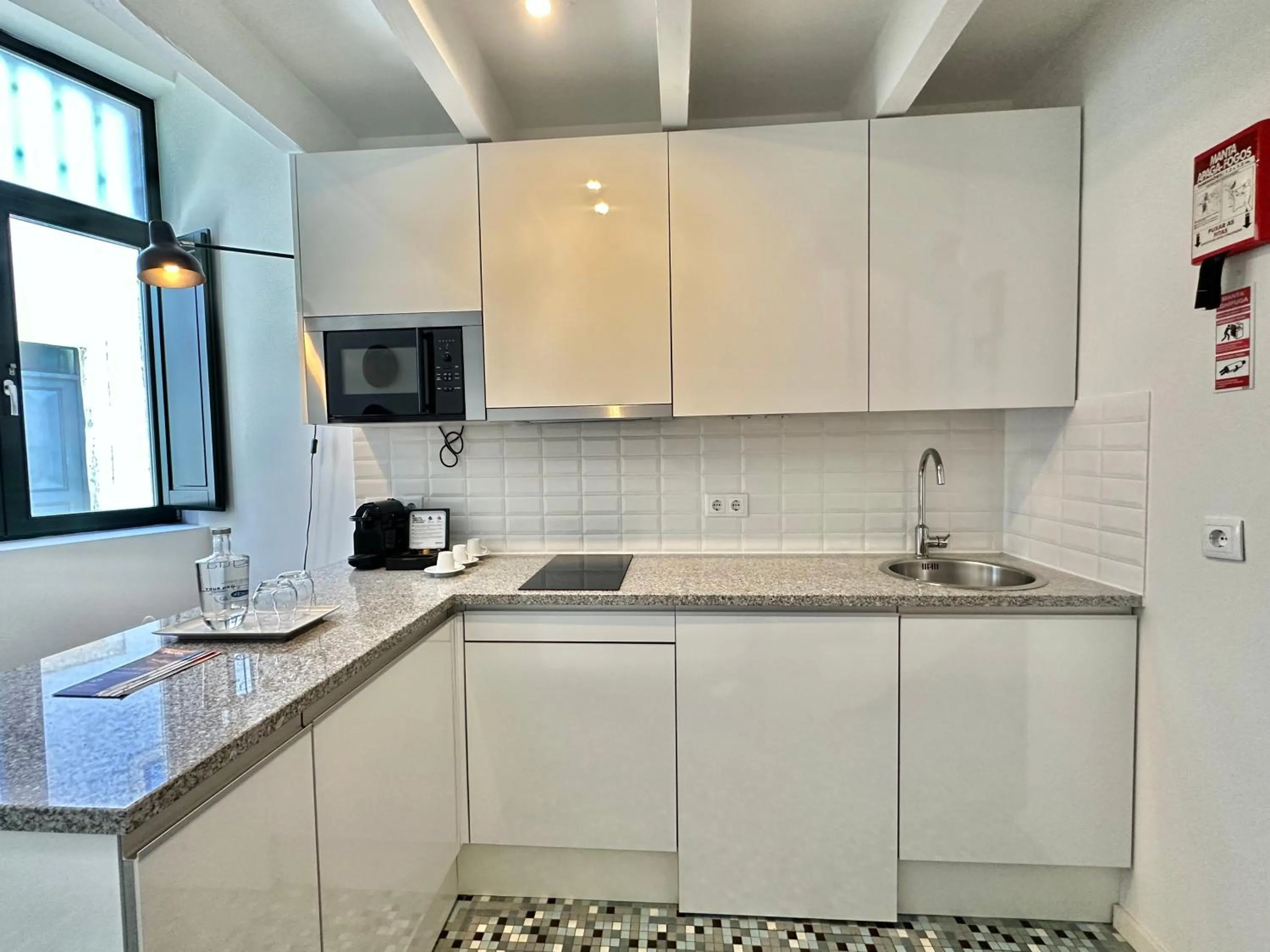 Kitchen or kitchenette in YOUROPO - Taipas