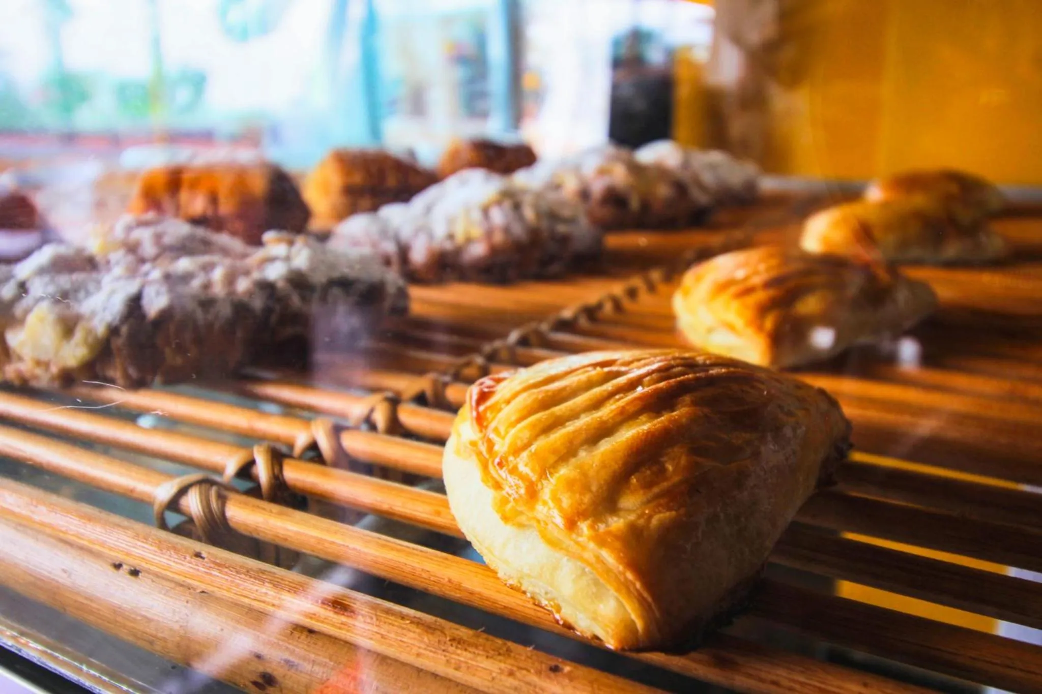 Lounge or bar in Tanah Merah Art Resort by AGATA