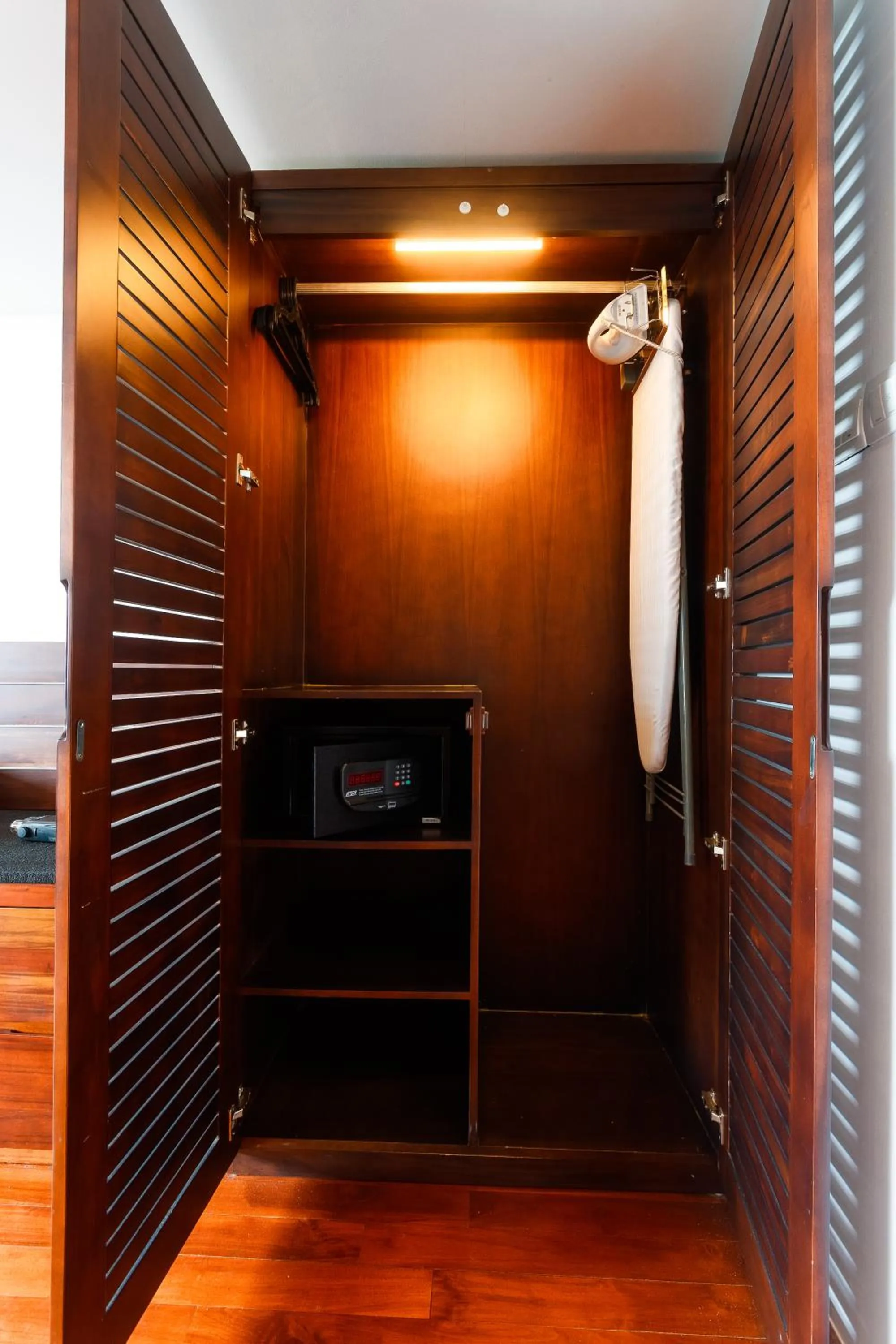 Area and facilities in Renuka City Hotel