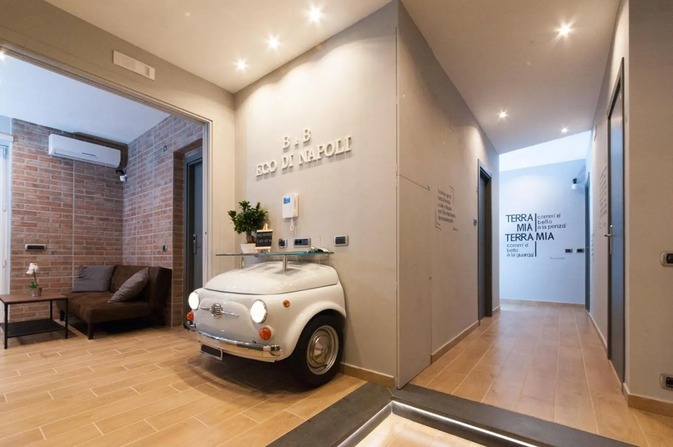 Restaurant/places to eat in Eco di Napoli