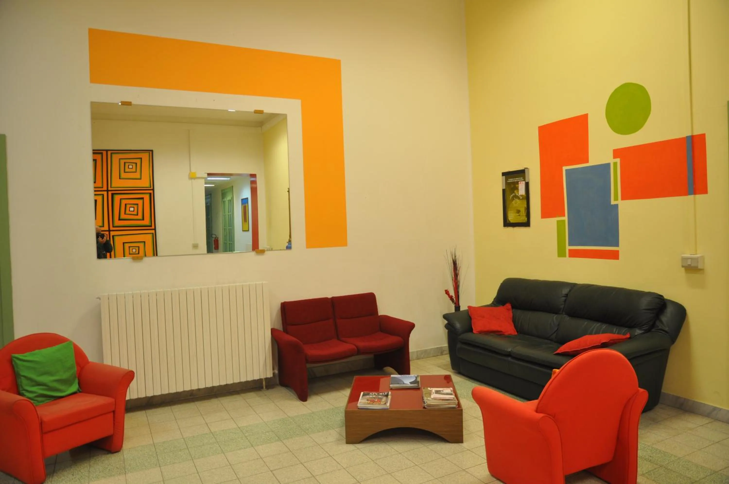 Lounge or bar in Litus Roma Hostel