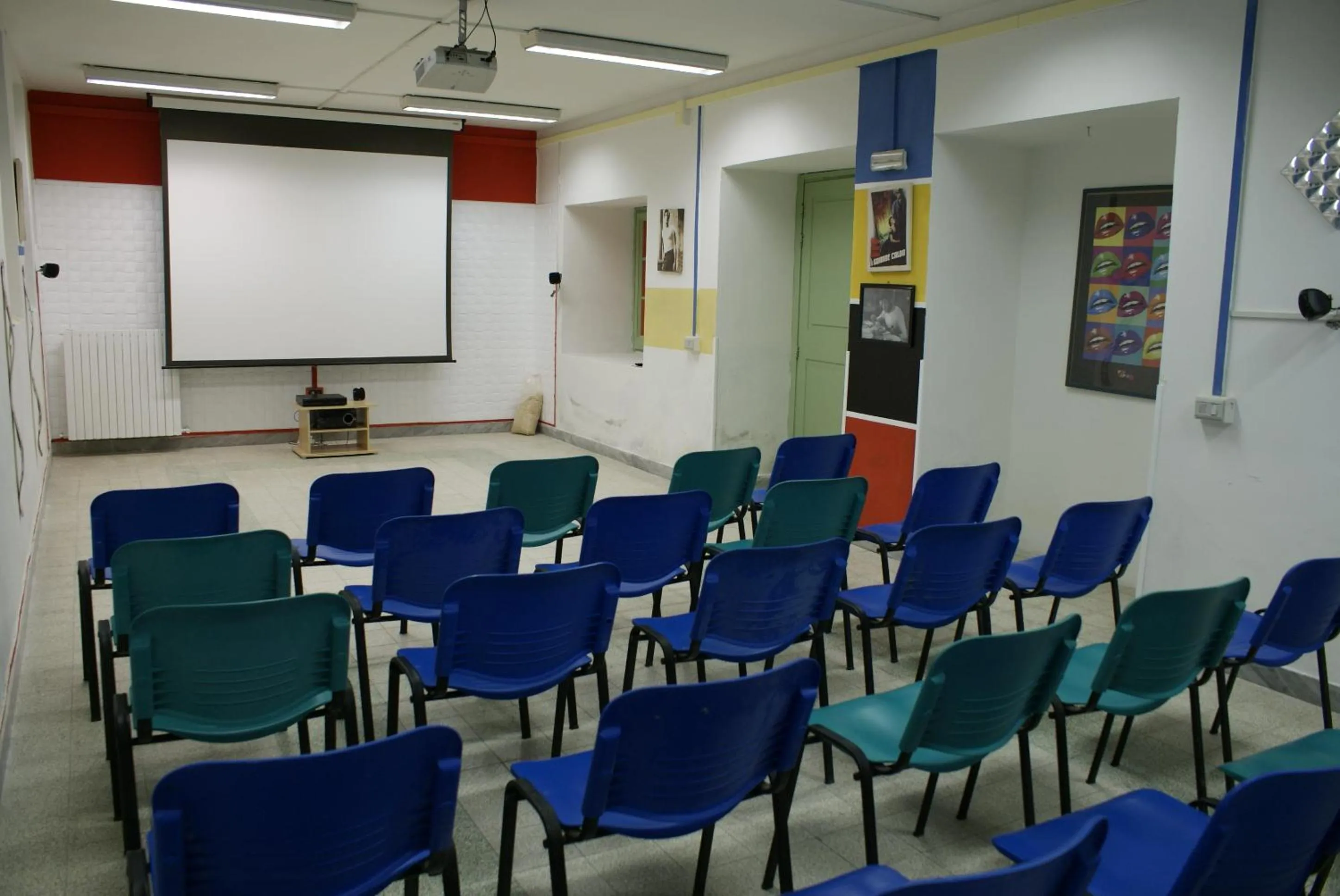 Business facilities in Litus Roma Hostel