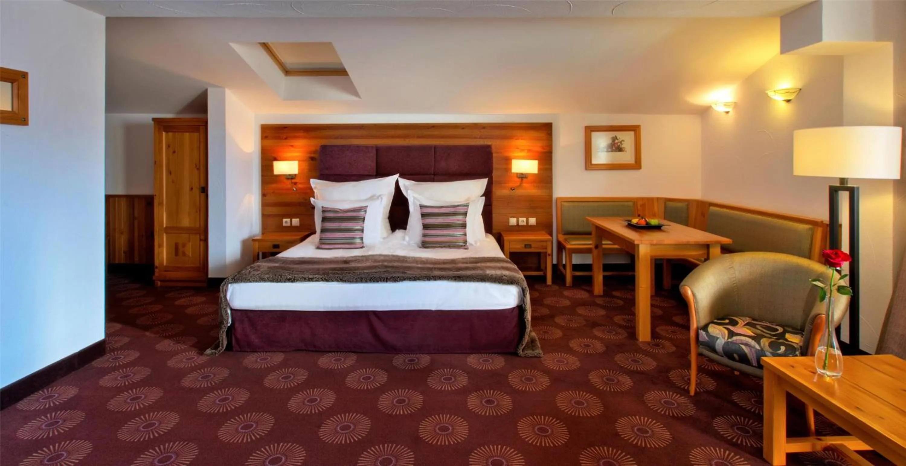 Photo of the whole room, Bed in Kempinski Hotel Grand Arena Bansko