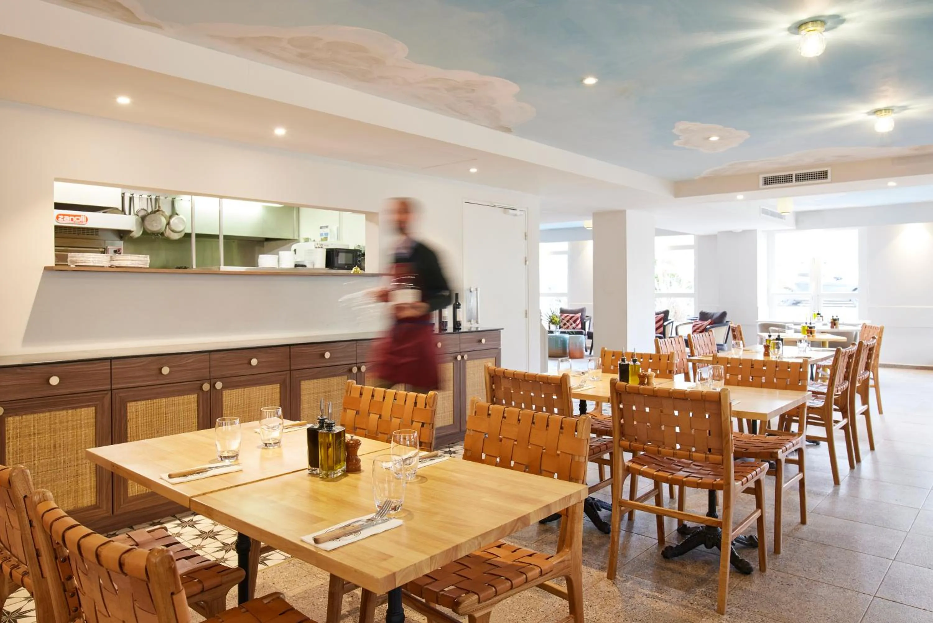 Restaurant/Places to Eat in Hotel KYRIAD NICE - Stade