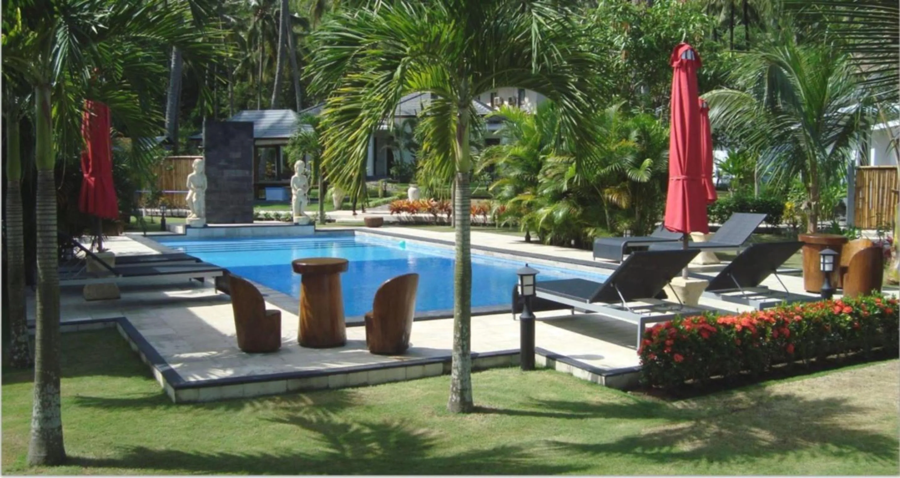 Swimming pool in Dream Estate Resort