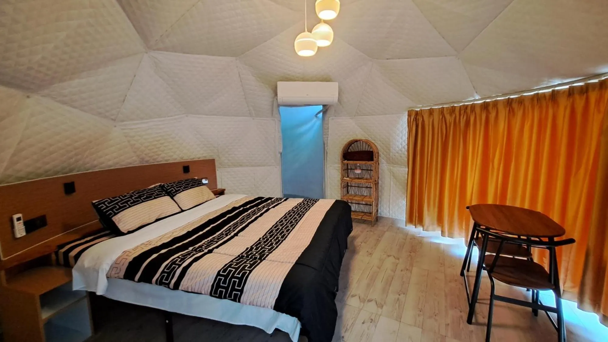 Bed in Dream Estate Resort