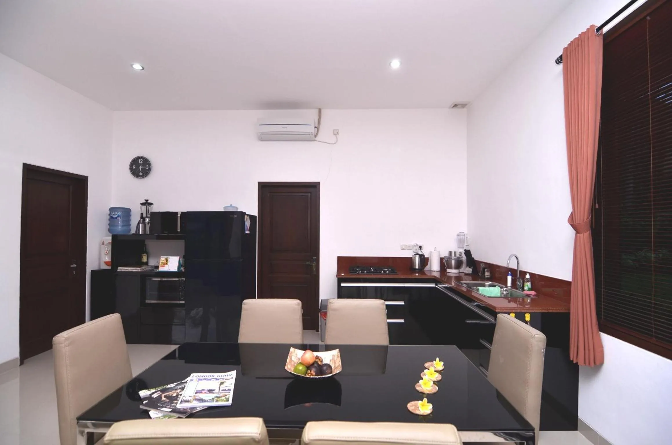 Kitchen or kitchenette in Dream Estate Resort