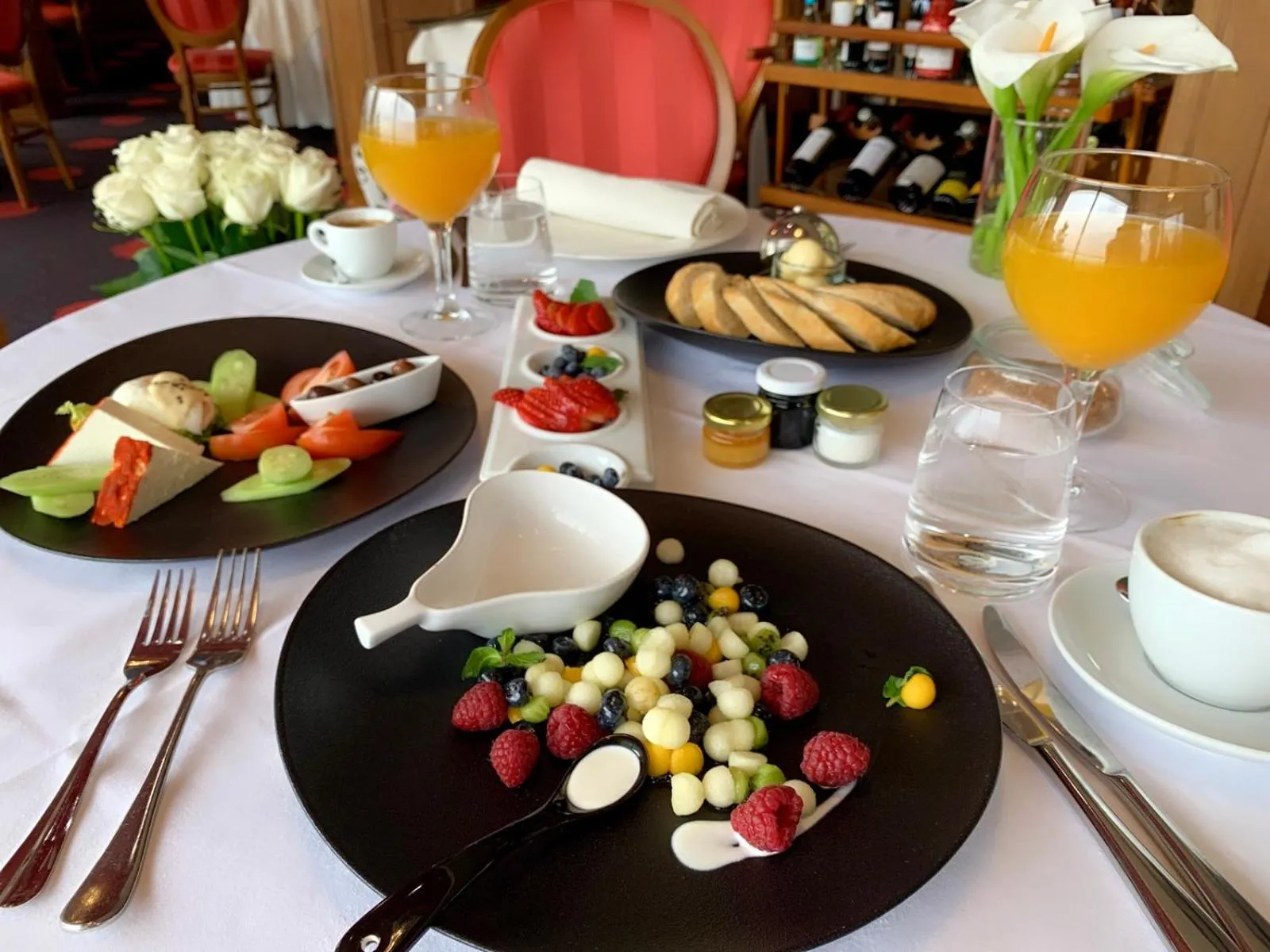 Meals in Atlantic Hotel - Free Parking