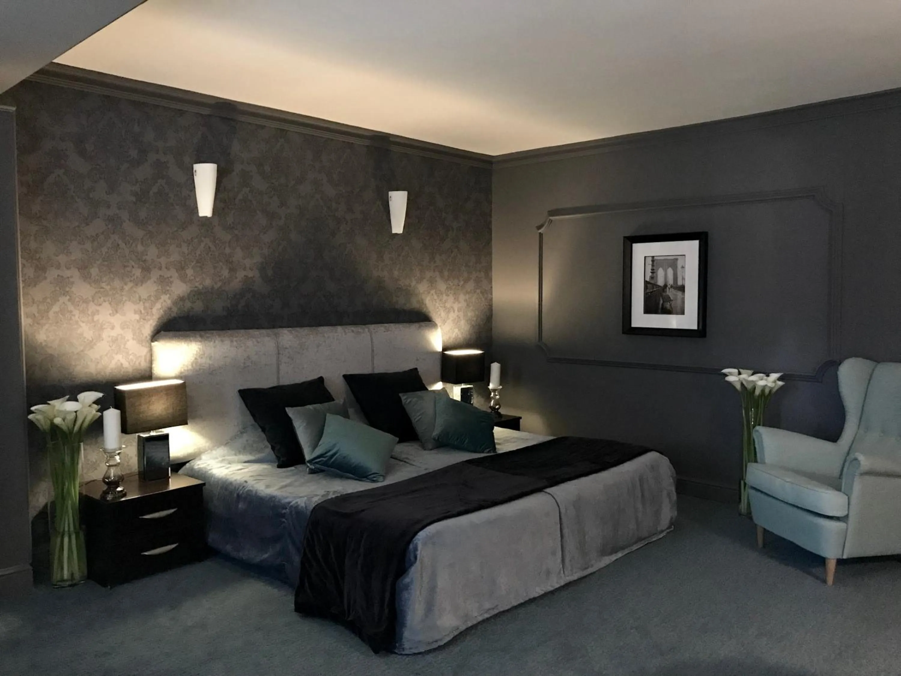 Bed in Atlantic Hotel - Free Parking