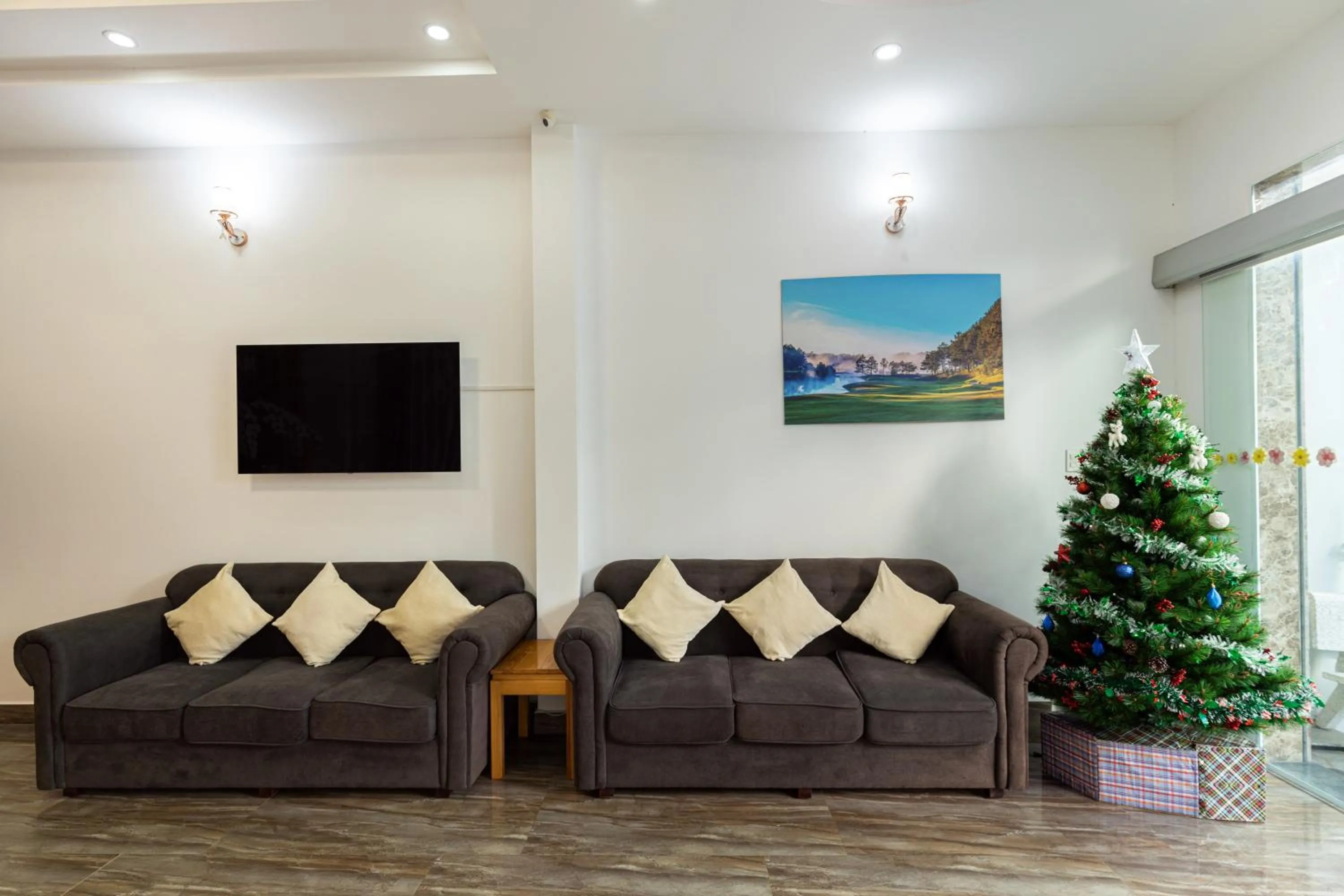 TV and multimedia in Maxim Hotel