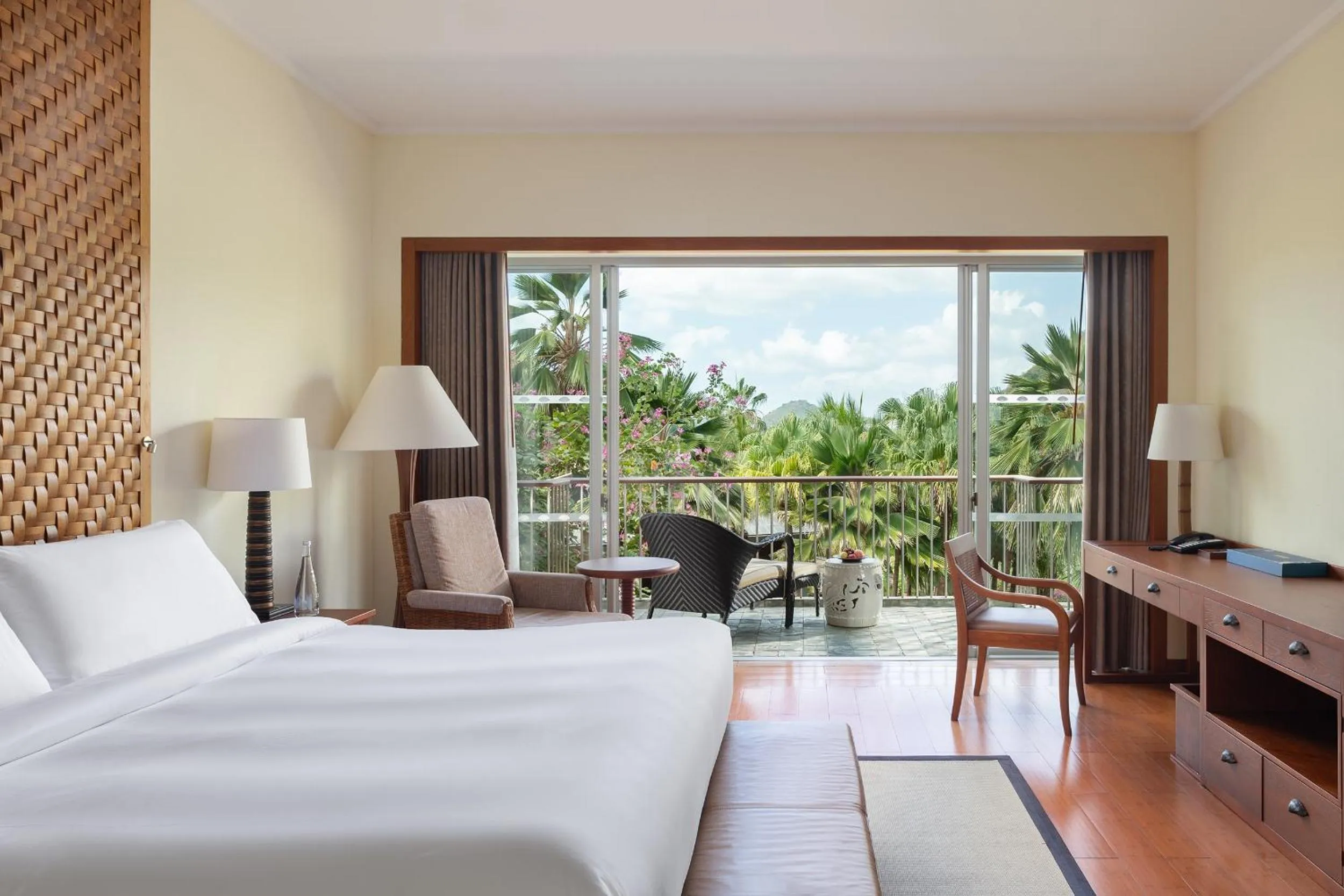 View (from property/room), Bed in Mandarin Oriental, Sanya