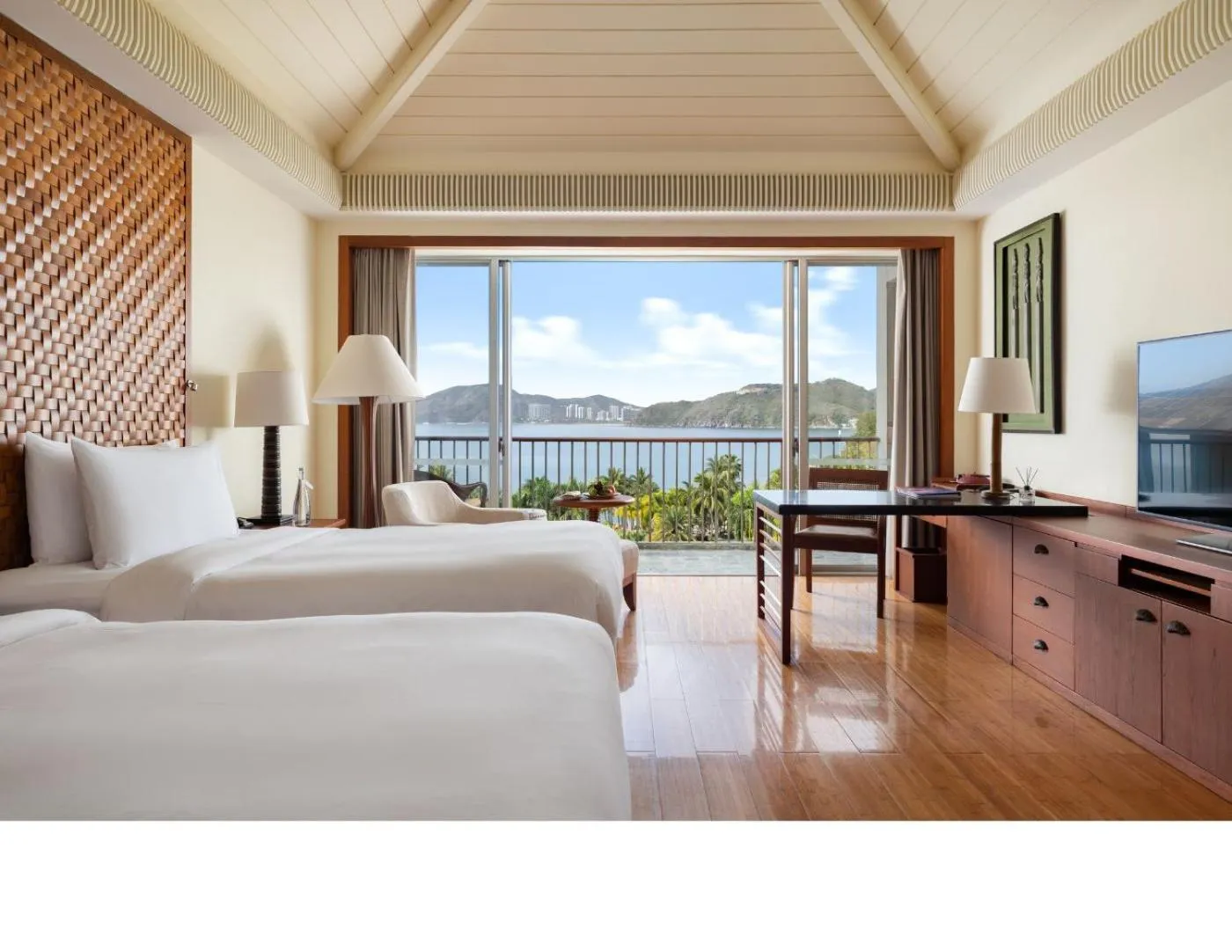 View (from property/room), Bed in Mandarin Oriental, Sanya